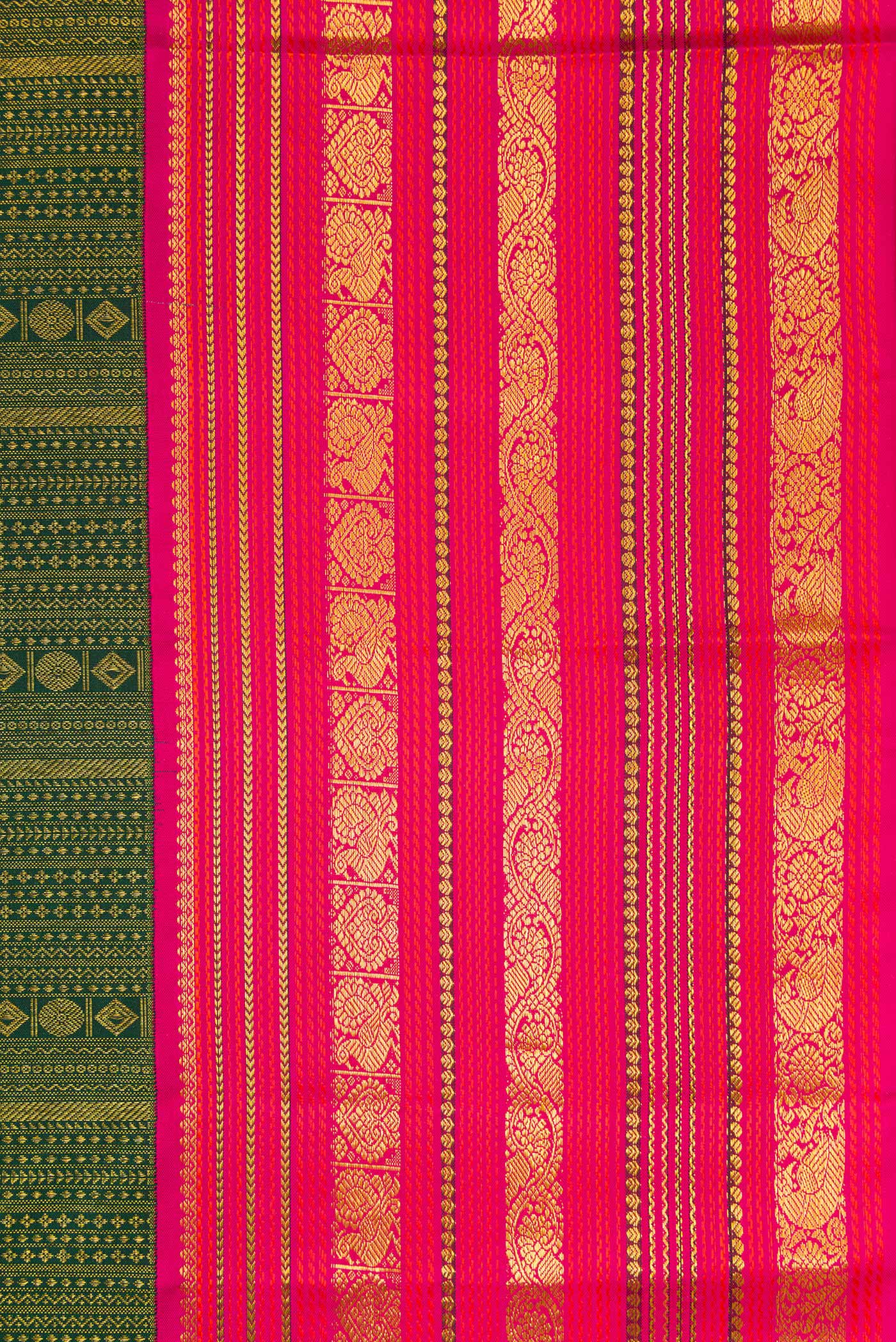 Border image of Bottle Green Dual Tone Kanjivaram Silk Saree with Zari Brocade on the body and Zari Border. 