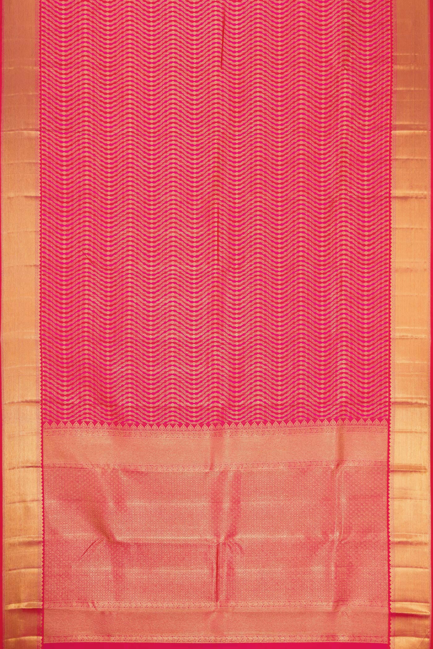 Flat view of Pink Dual Tone Kanjivaram Silk Saree with Zari Brocade on the body and Zari Border. 