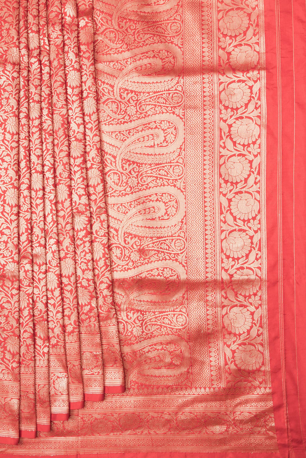 Pleats and pallu of Red Dual Tone Banarasi Silk Saree with Zari Brocade on the body and Zari Border. 