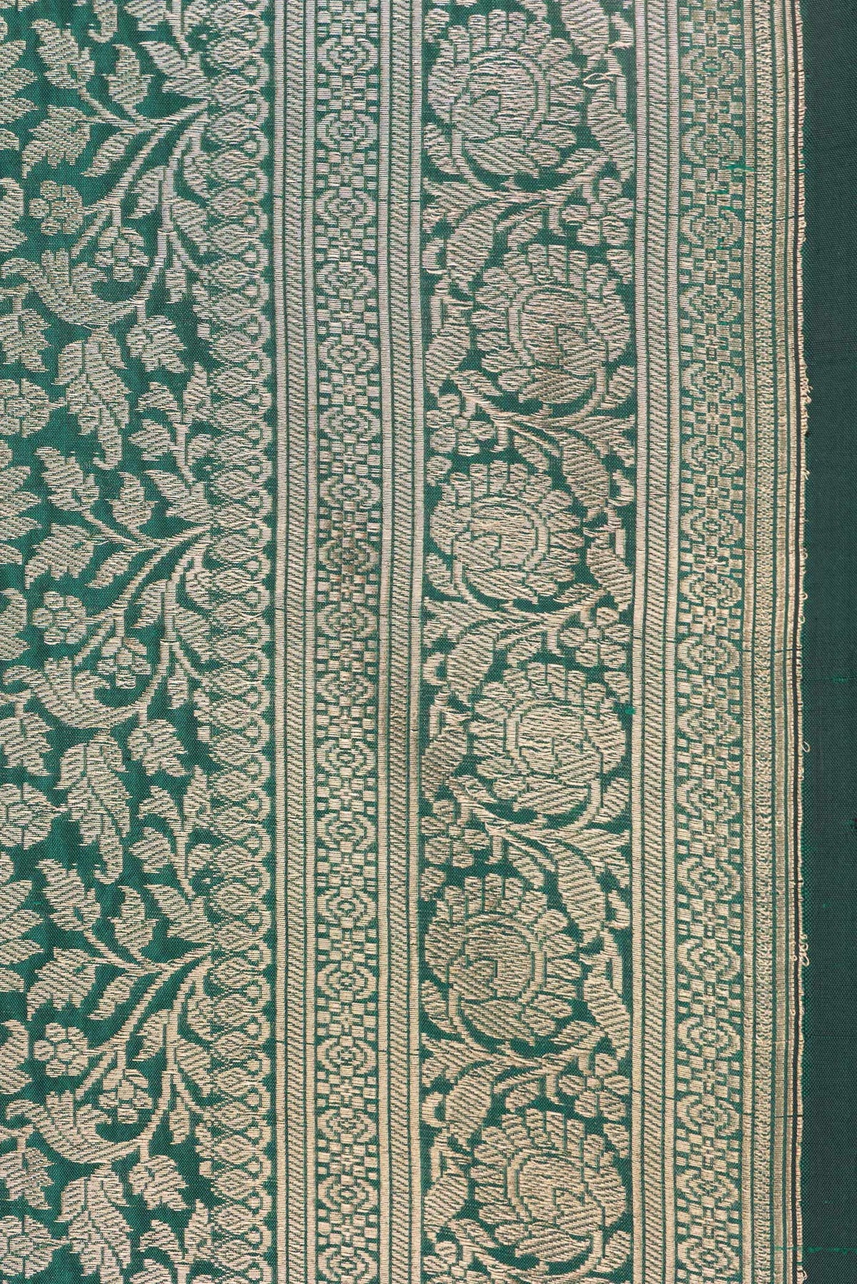 Border image of Green Dual Tone Banarasi Silk Saree with Zari Brocade on the body and Zari Border. 