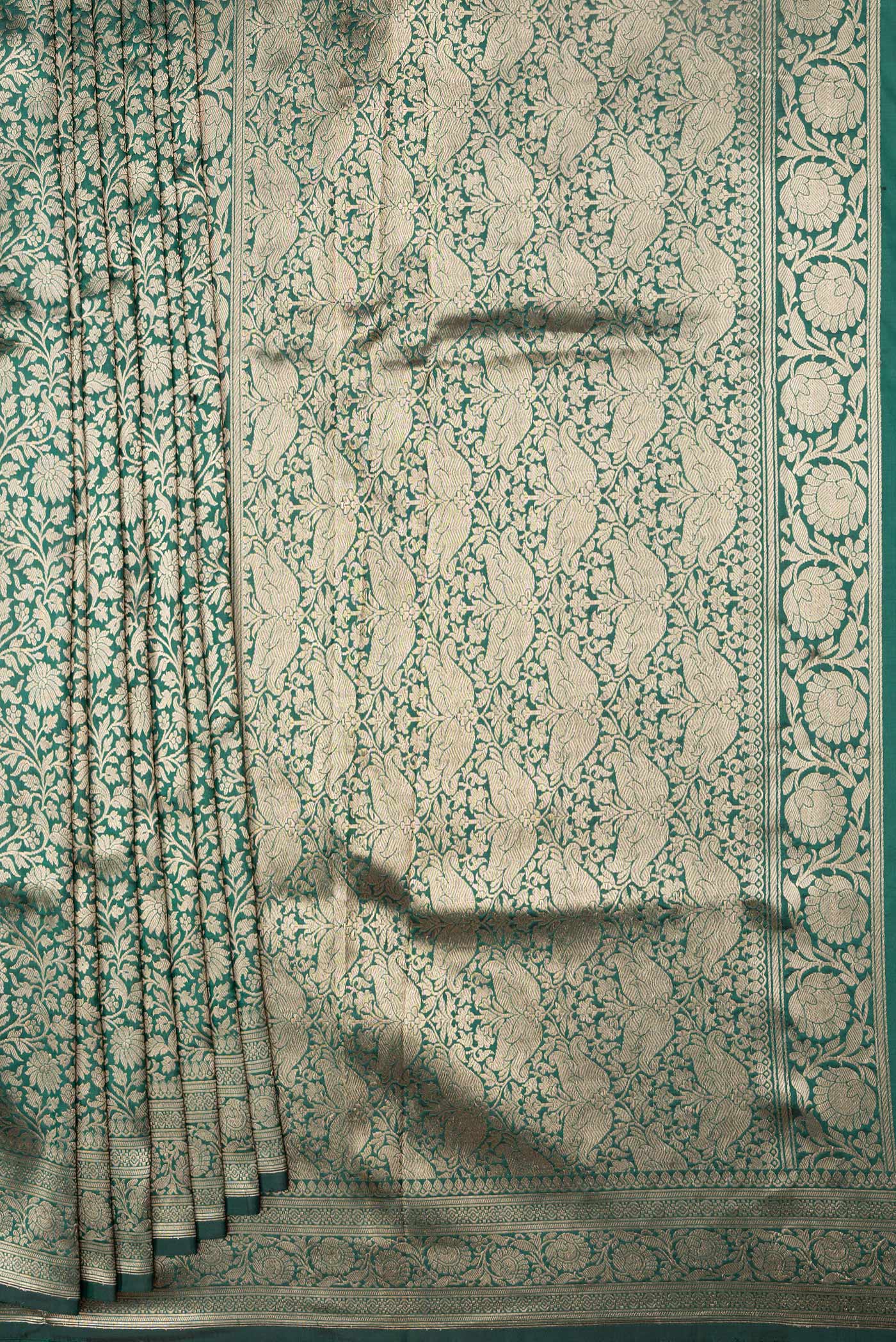 Pleats and pallu of Green Dual Tone Banarasi Silk Saree with Zari Brocade on the body and Zari Border. 