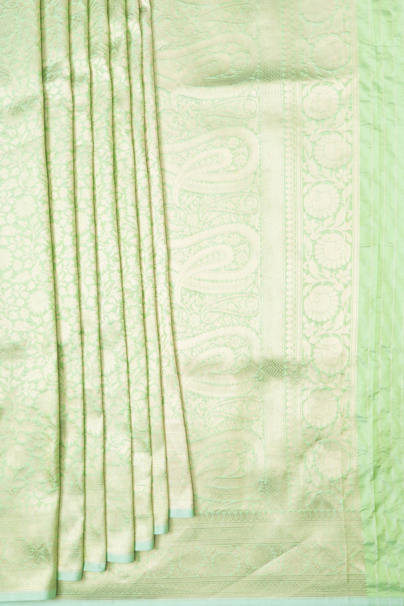 Pleats and pallu of Pista Green Dual Tone Banarasi Silk Saree with Zari Brocade on the body and Zari Border. 