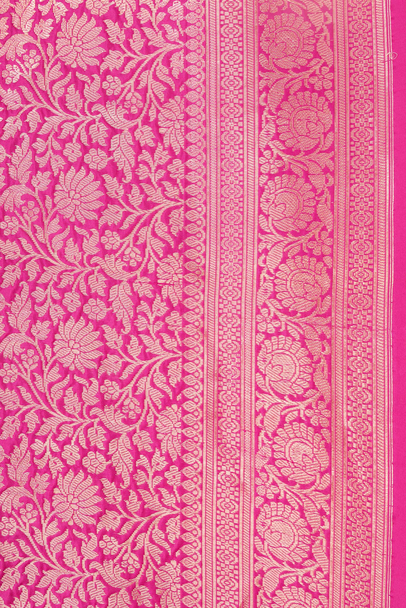 Border image of Dark Pink Dual Tone Banarasi Silk Saree with Zari Brocade on the body and Zari Border. 