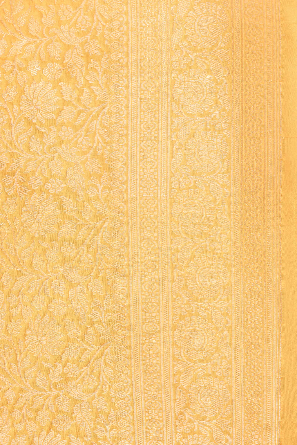 Border image of Mustard Dual Tone Banarasi Silk Saree with Zari Brocade on the body and Zari Border. 