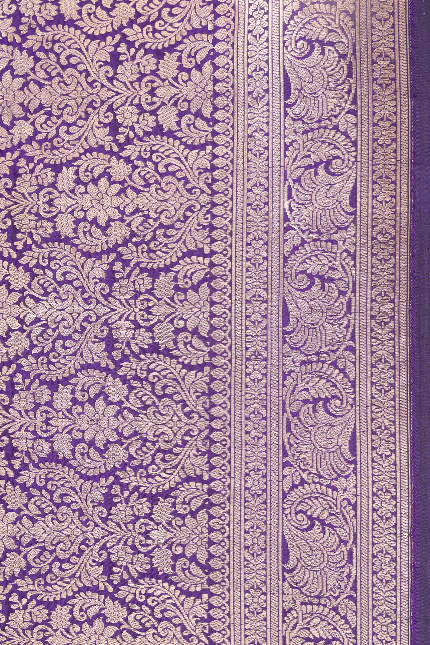 Border image of Violet Dual Tone Banarasi Silk Saree with Zari Brocade on the body and Zari Border. 