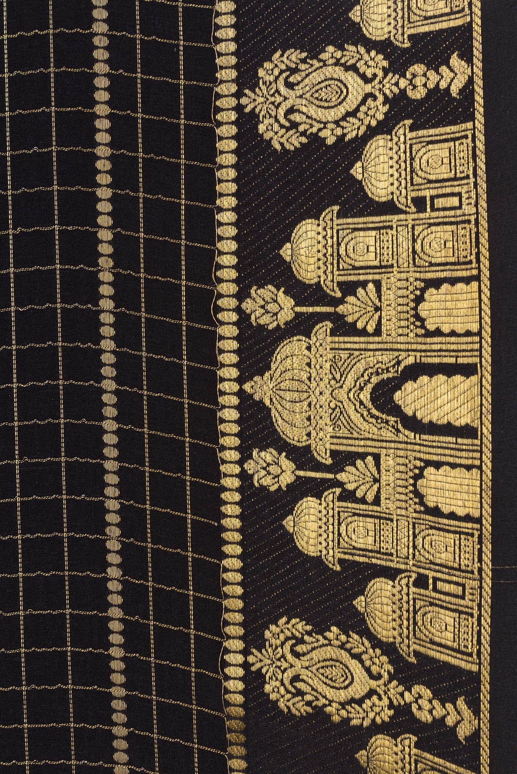 Border image of Black Dual Tone Mysore Silk Saree with Checked design on the body and Zari Border. 