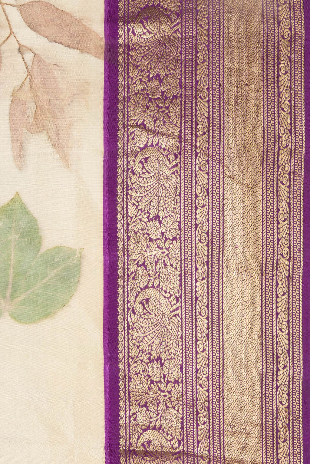 Border image of Beige Dual Tone Kanchipuram Silk Saree with Printed design on the body and Zari Border. 