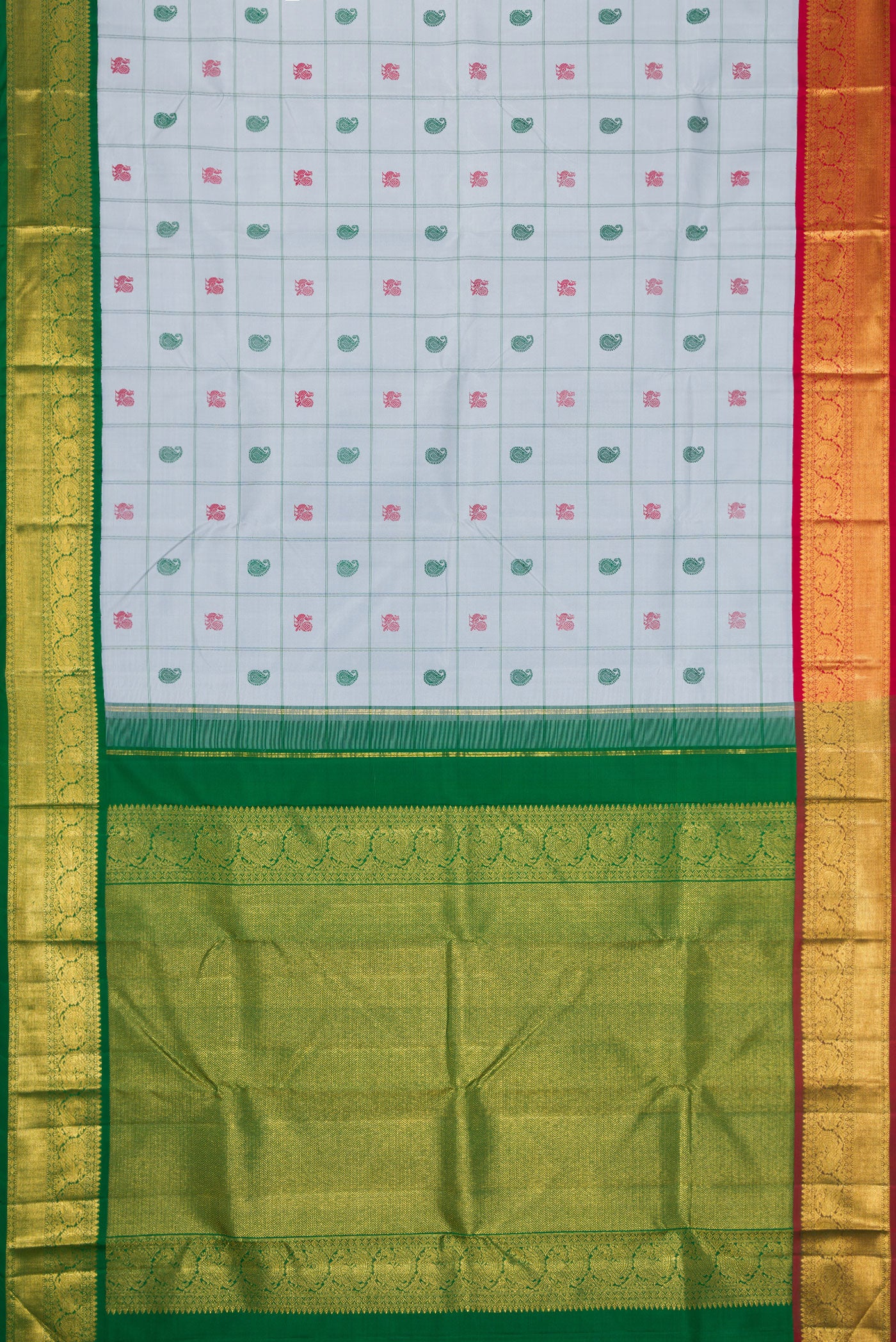 Flat view of Pure Silk Pure Zari Grey Dual Tone Kanchipuram Saree with Thread Butta on the body and Ganga Jamuna Border. 