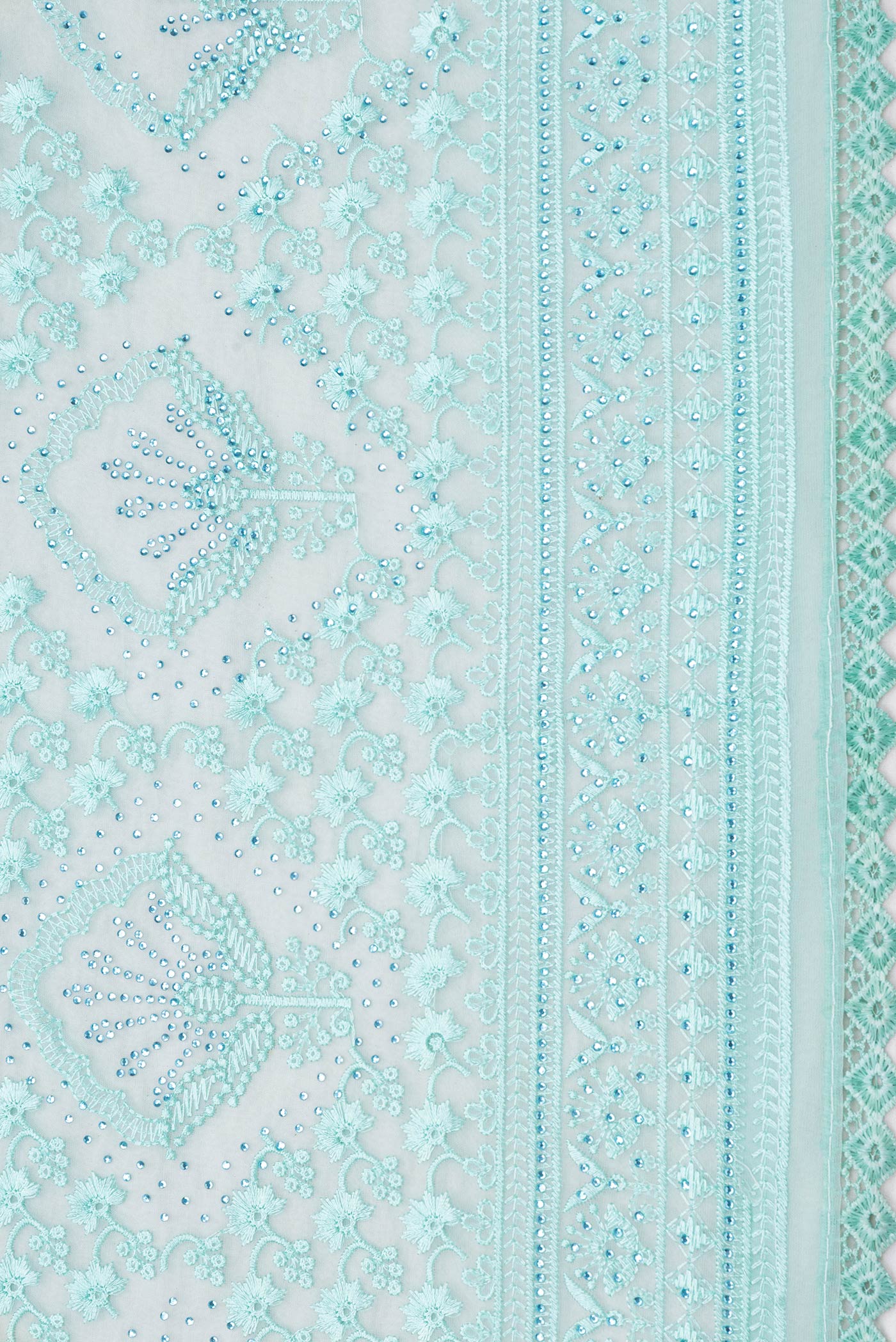 Border image of Sea Green Dual Tone Organza Silk Saree with Embroidery on the body and Embroidery Border. 
