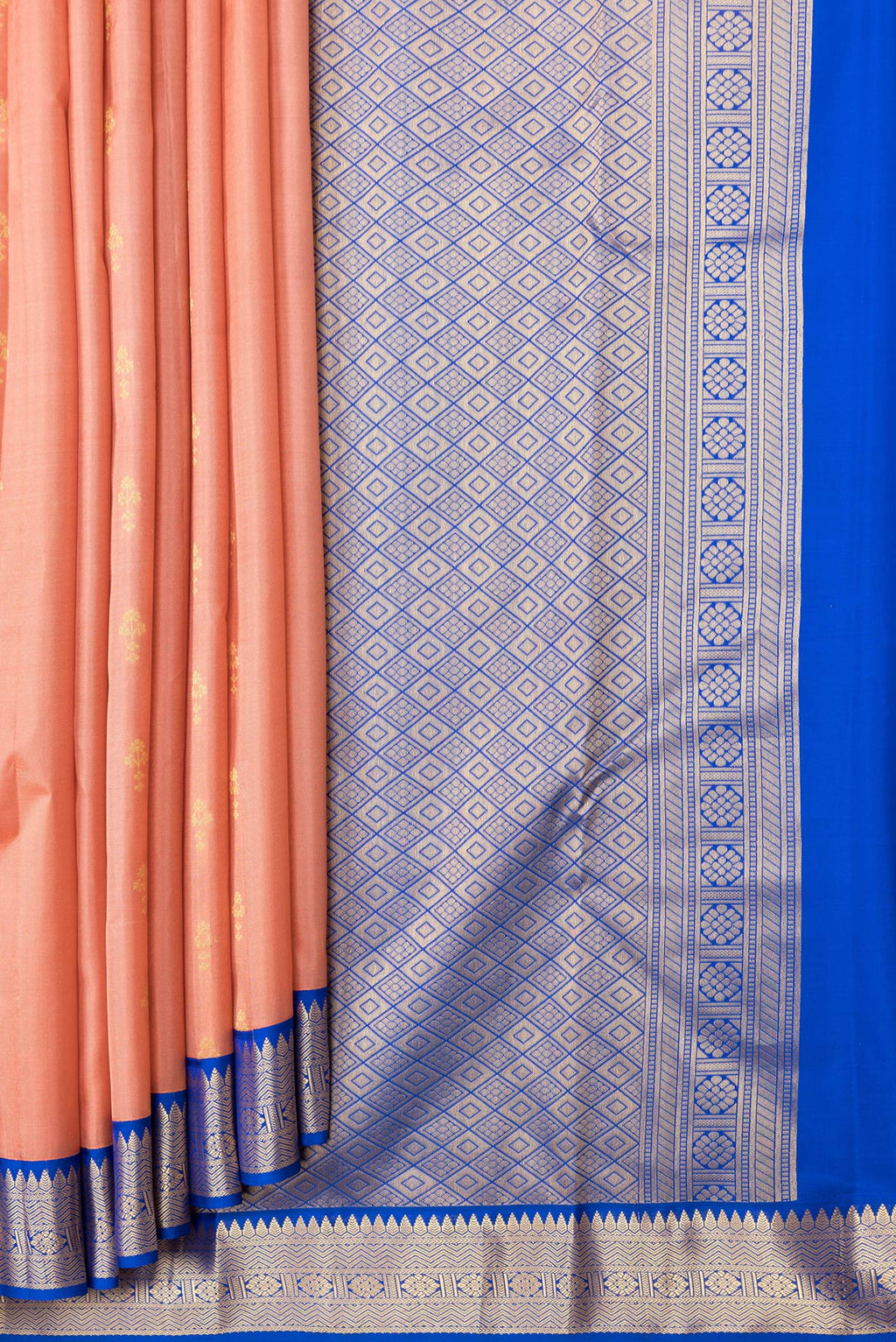 Pleats and pallu of Rose Gold Dual Tone Kanchipuram Silk Saree with Zari Butta on the body and Zari Border. 