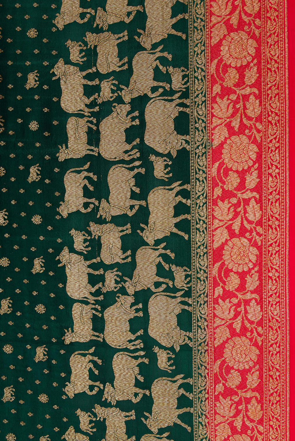 Border image of Bottle Green Dual Tone Mysore Georgette Saree with Zari Butta on the body and Zari Border. 