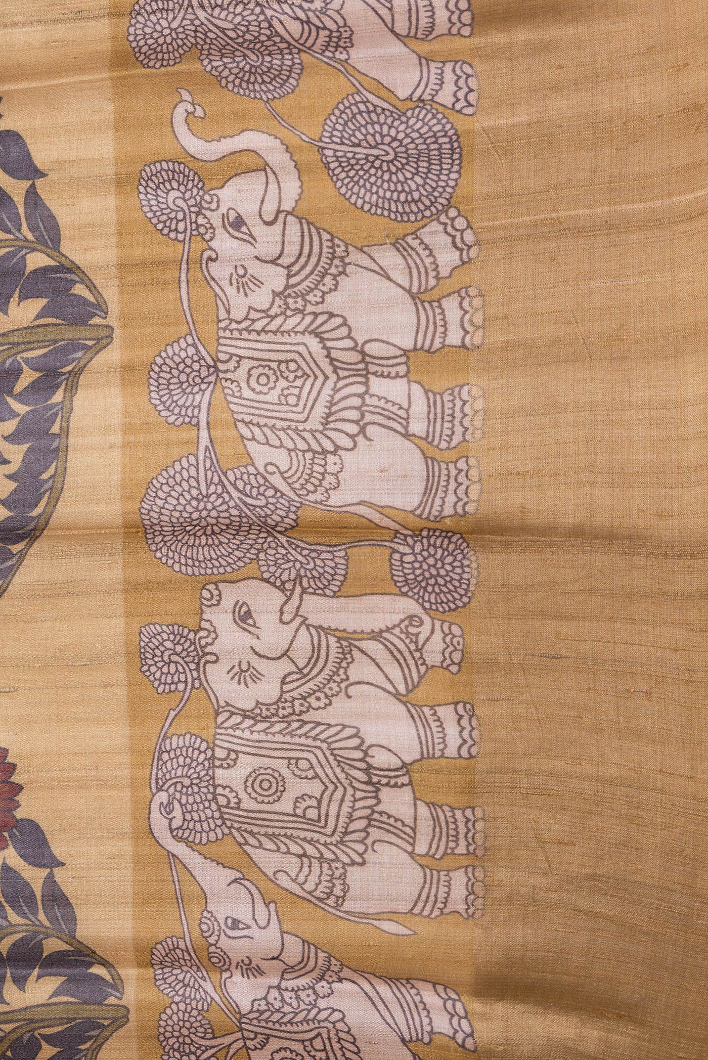 Border image of Mustard Dual Tone Tussar Silk Saree with Printed design on the body and Fancy Border. 