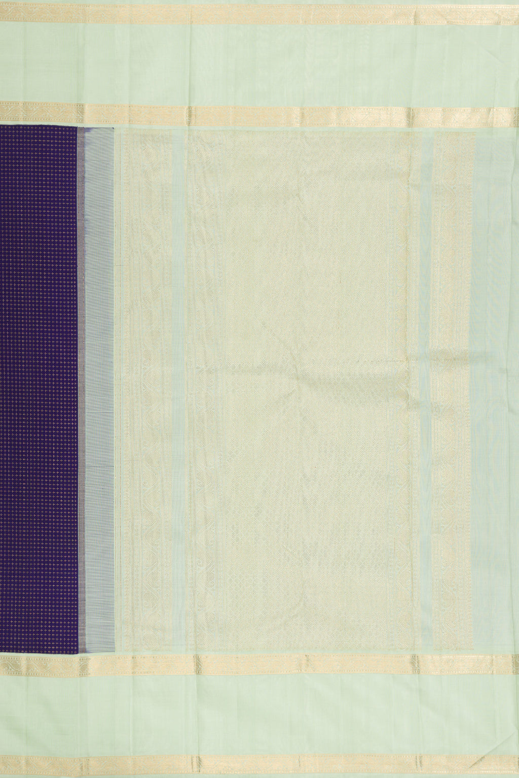 Close up image of the pallu of Navy Blue Dual Tone Kanjivaram Silk Saree with Checked design on the body and Zari Border. 
