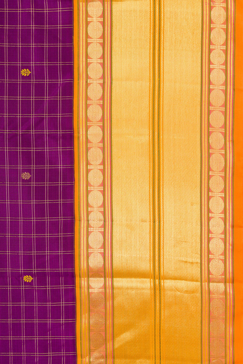 Border image of Purple Dual Tone Kanjivaram Silk Saree with Zari And Thread Butta on the body and Zari Border. 