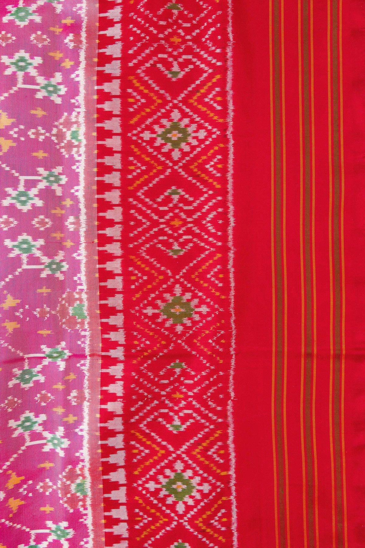 Border image of Pink Dual Tone Double Ikat Saree with Ikat Print on the body and Ikat Border. 