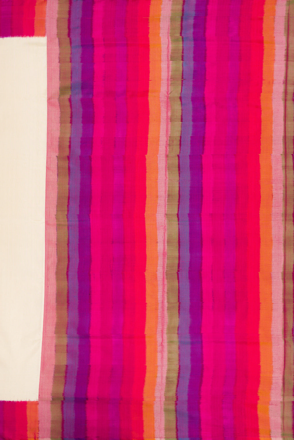 Close up image of the pallu of Off White Dual Tone Double Ikat Saree with Plain Body and Ikat Border. 