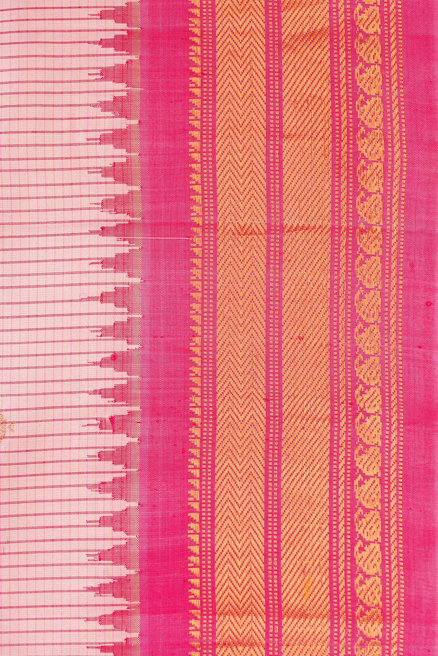 Border image of Rose pink Dual Tone Gadwal Silk Saree with Stripes on the body and Zari Border. 