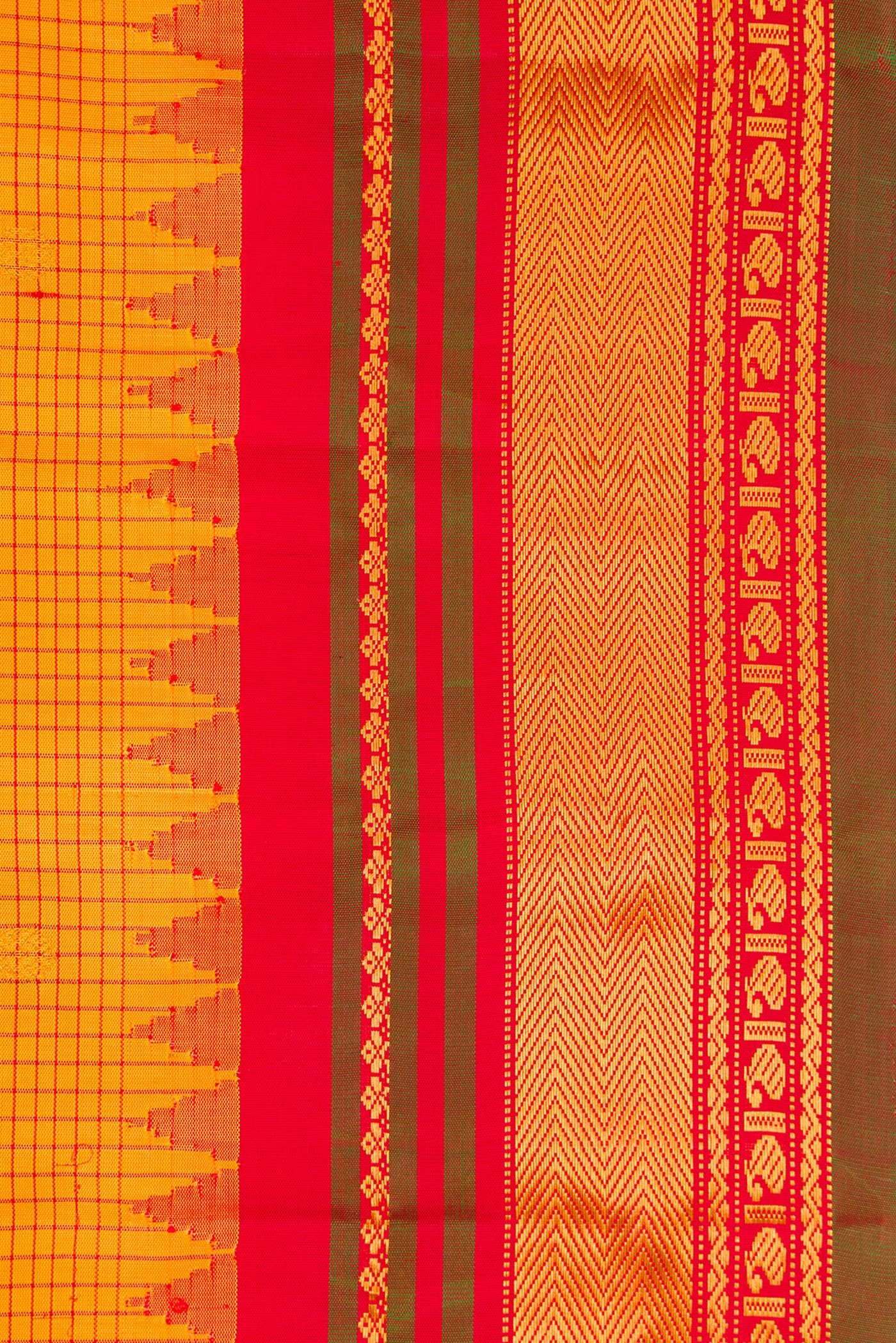 Border image of Mustard Dual Tone Gadwal Silk Saree with Checked design on the body and Zari Border. 