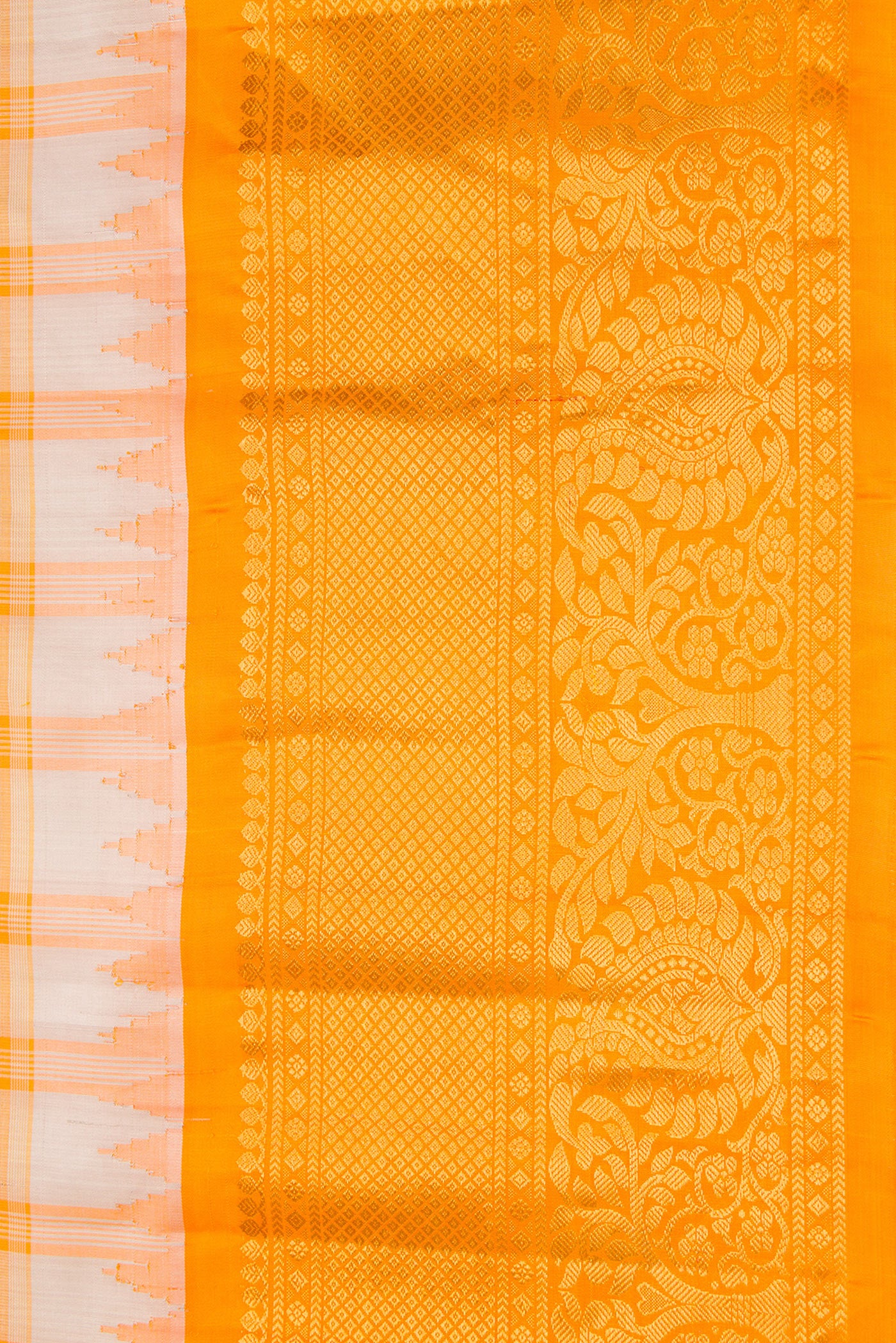 Border image of Grey Dual Tone Gadwal Silk Saree with Checked design on the body and Zari Border. 