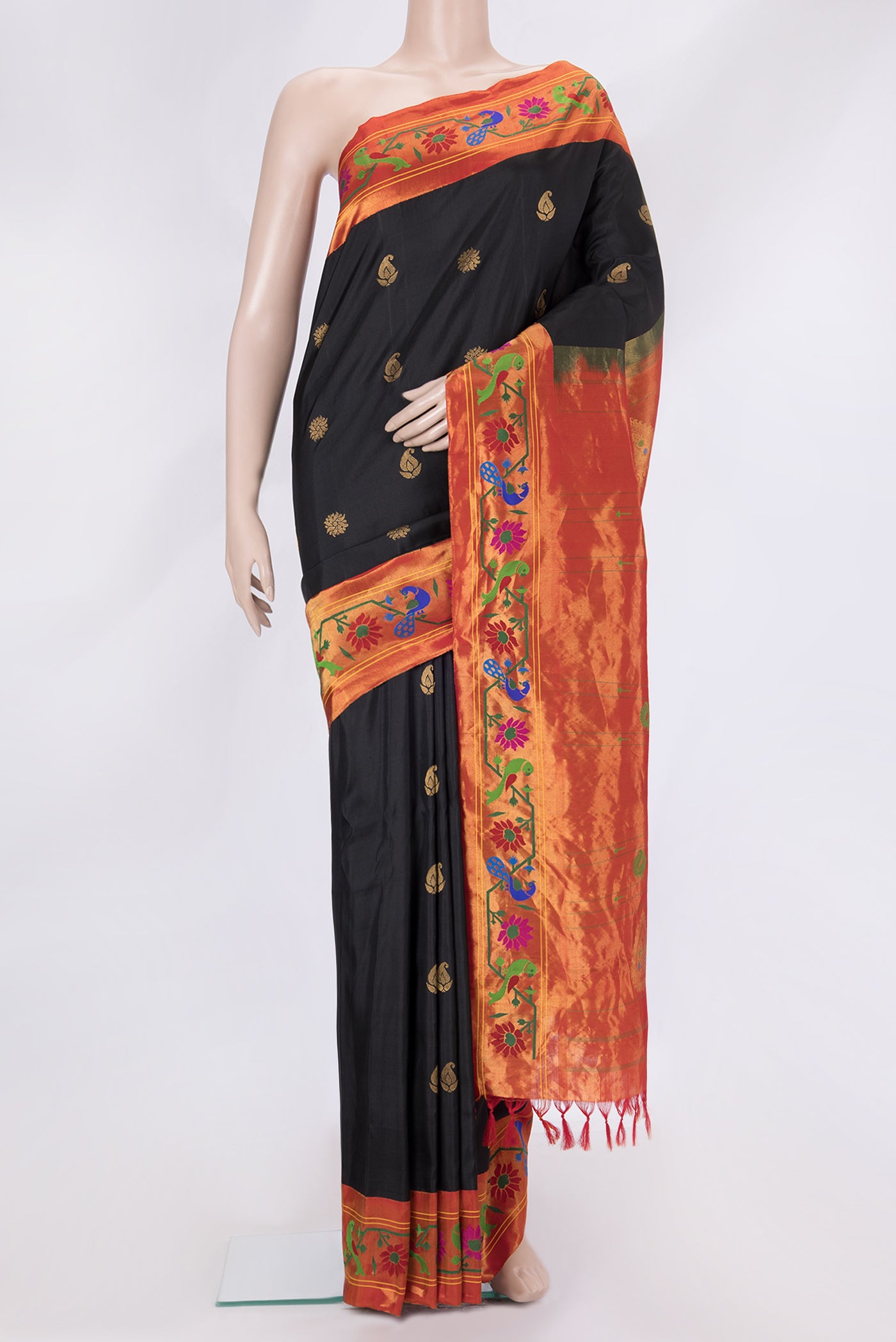 Black Dual Tone Gadwal Silk Saree with Zari Butta on the body and Zari Border.  displayed on a mannequin