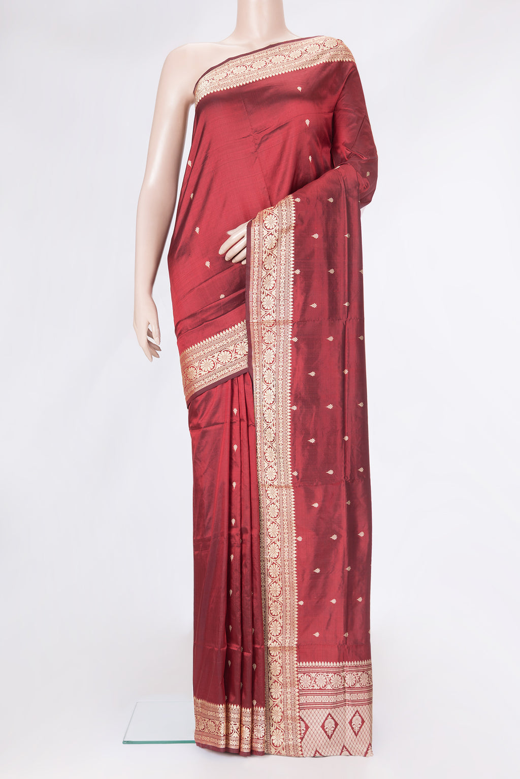Maroon Dual Tone Banarasi Silk Saree with Thread Butta on the body and Thread Border.  displayed on a mannequin