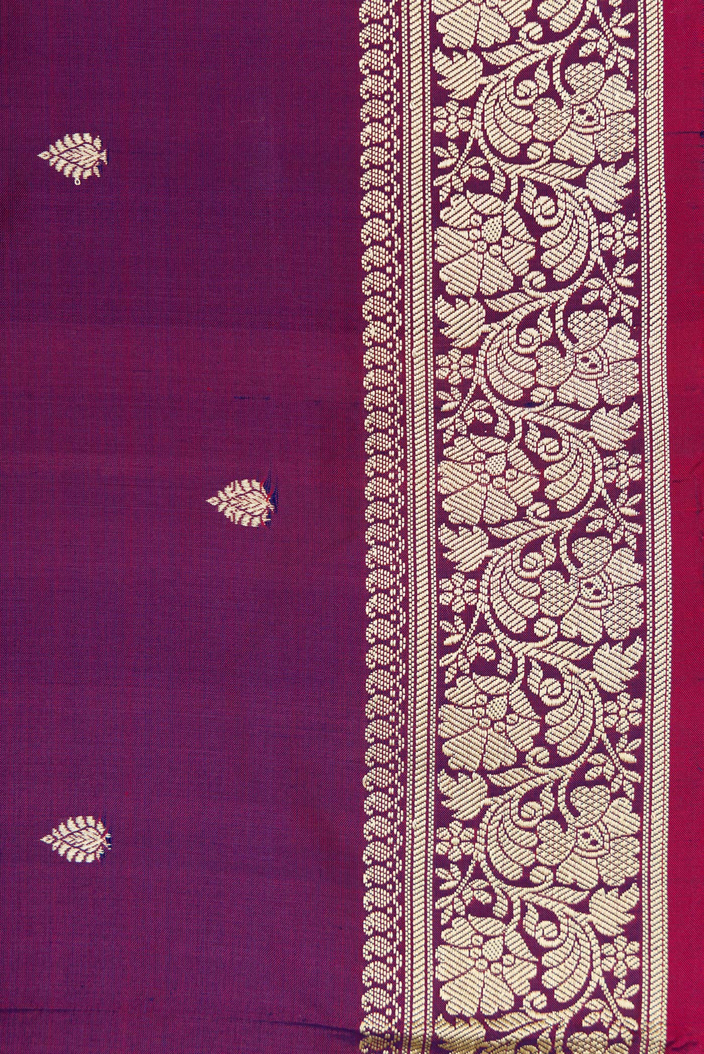Border image of Purple Dual Tone Banarasi Silk Saree with Thread Butta on the body and Thread Border. 