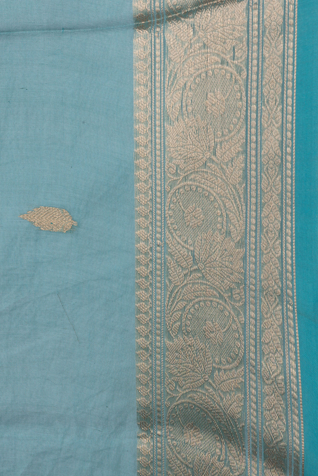 Border image of Sky Blue Dual Tone Organza Silk Saree with Zari Butta on the body and Zari Border. 