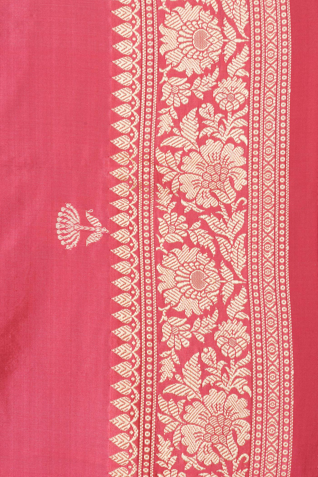 Border image of Pink Dual Tone Banarasi Silk Saree with Thread Butta on the body and Thread Border. 