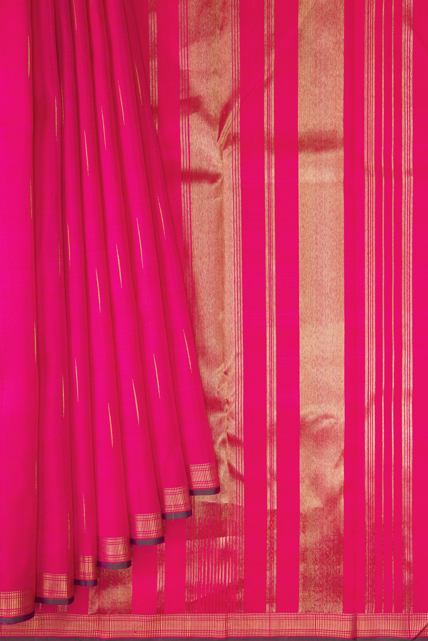 Pleats and pallu of Pure Silk Pure Zari Pink Dual Tone Kanchipuram Saree with Zari Butta on the body and Zari Border. 