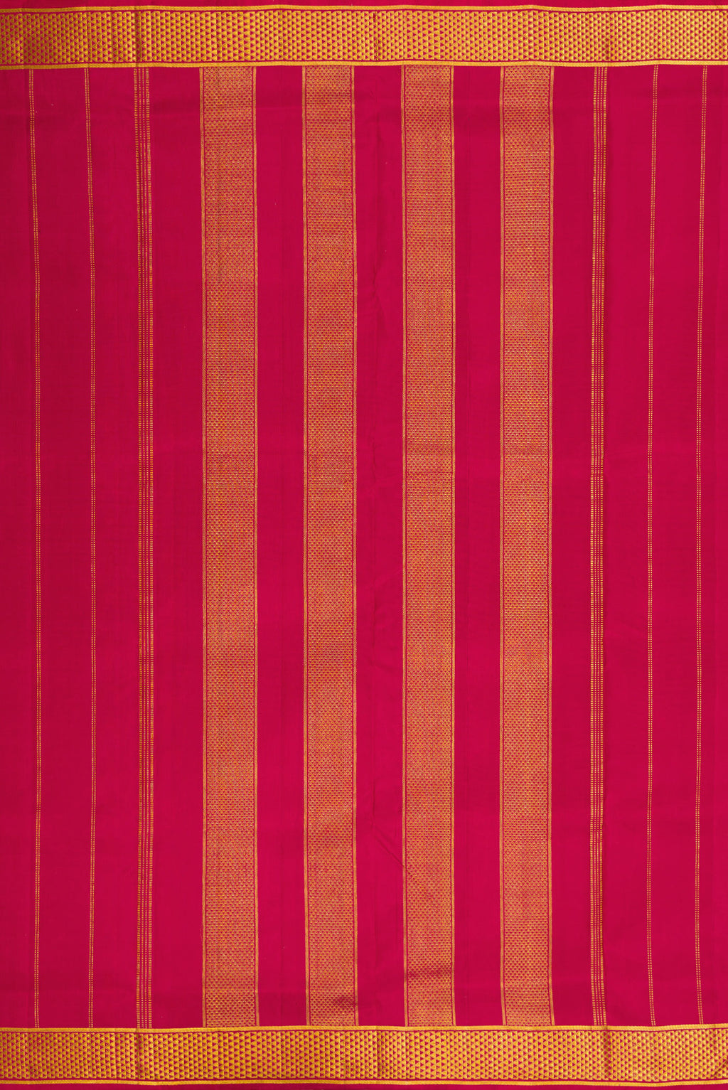 Close up image of the pallu of Pure Silk Pure Zari Maroon Dual Tone Kanjivaram Nine Yards Saree with Zari Butta on the body and Zari Border. 