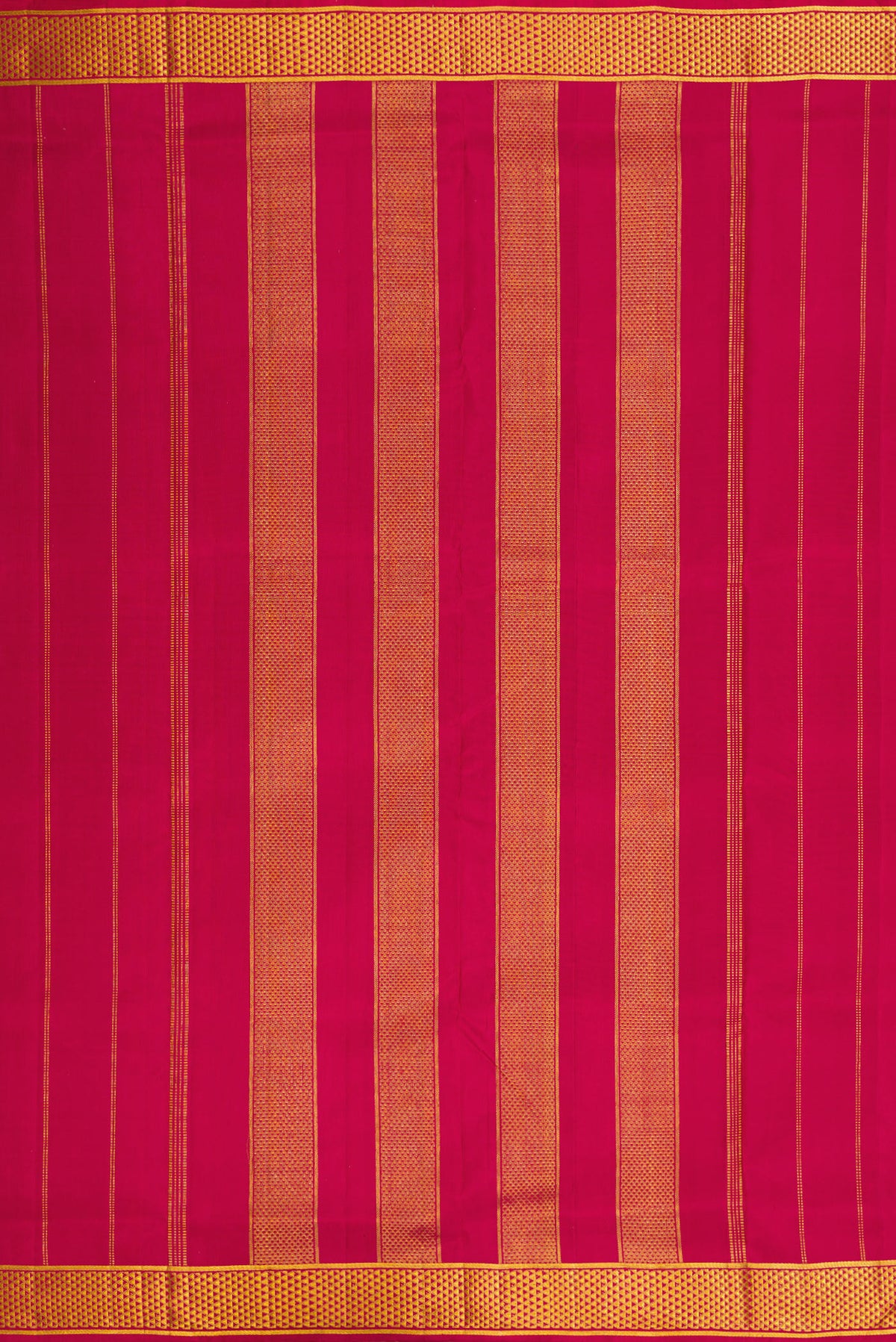 Close up image of the pallu of Pure Silk Pure Zari Maroon Dual Tone Kanjivaram Nine Yards Saree with Zari Butta on the body and Zari Border. 