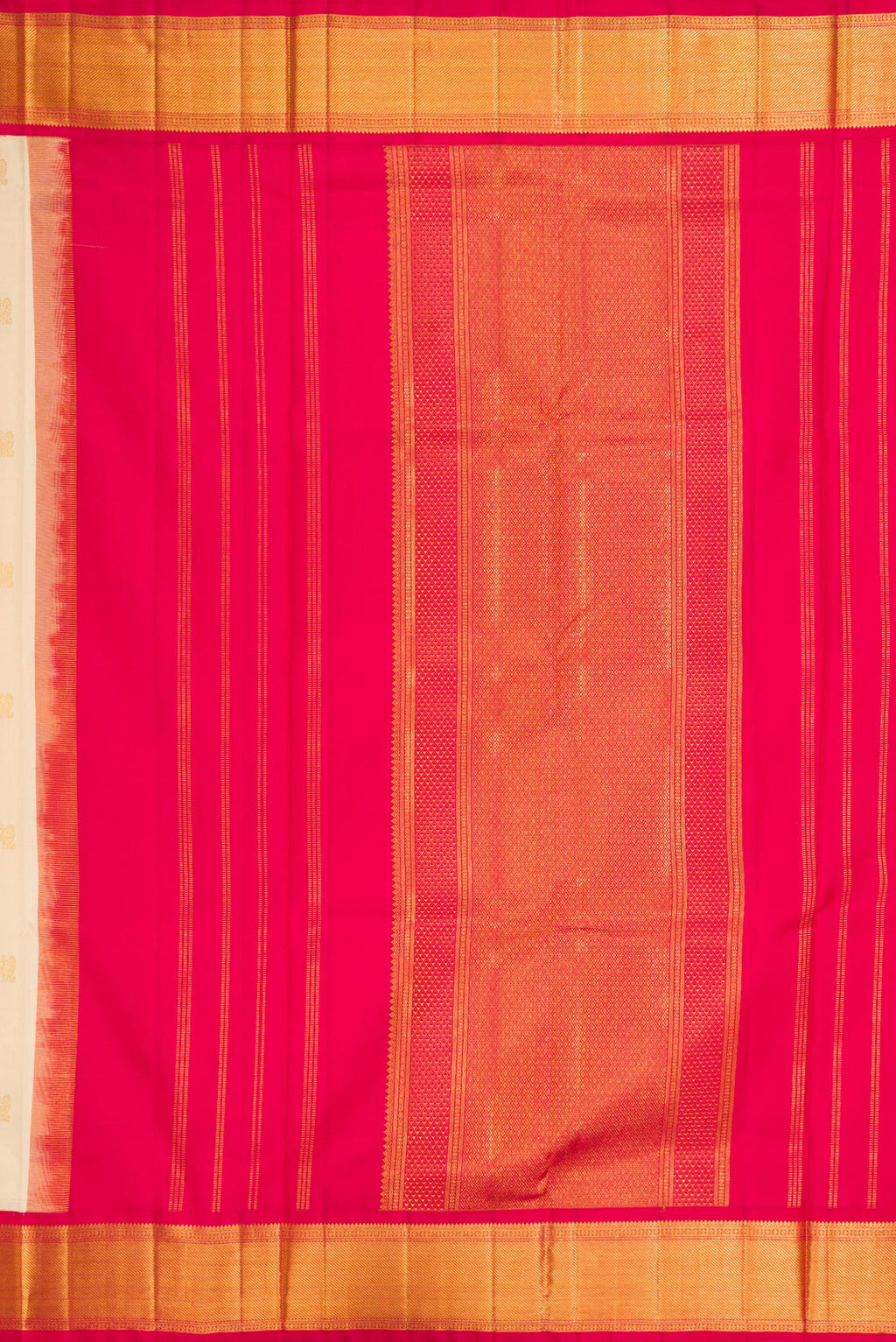 Close up image of the pallu of Sandal Kanjivaram Silk Nine Yards Saree with Zari Butta on the body and Zari Border. 