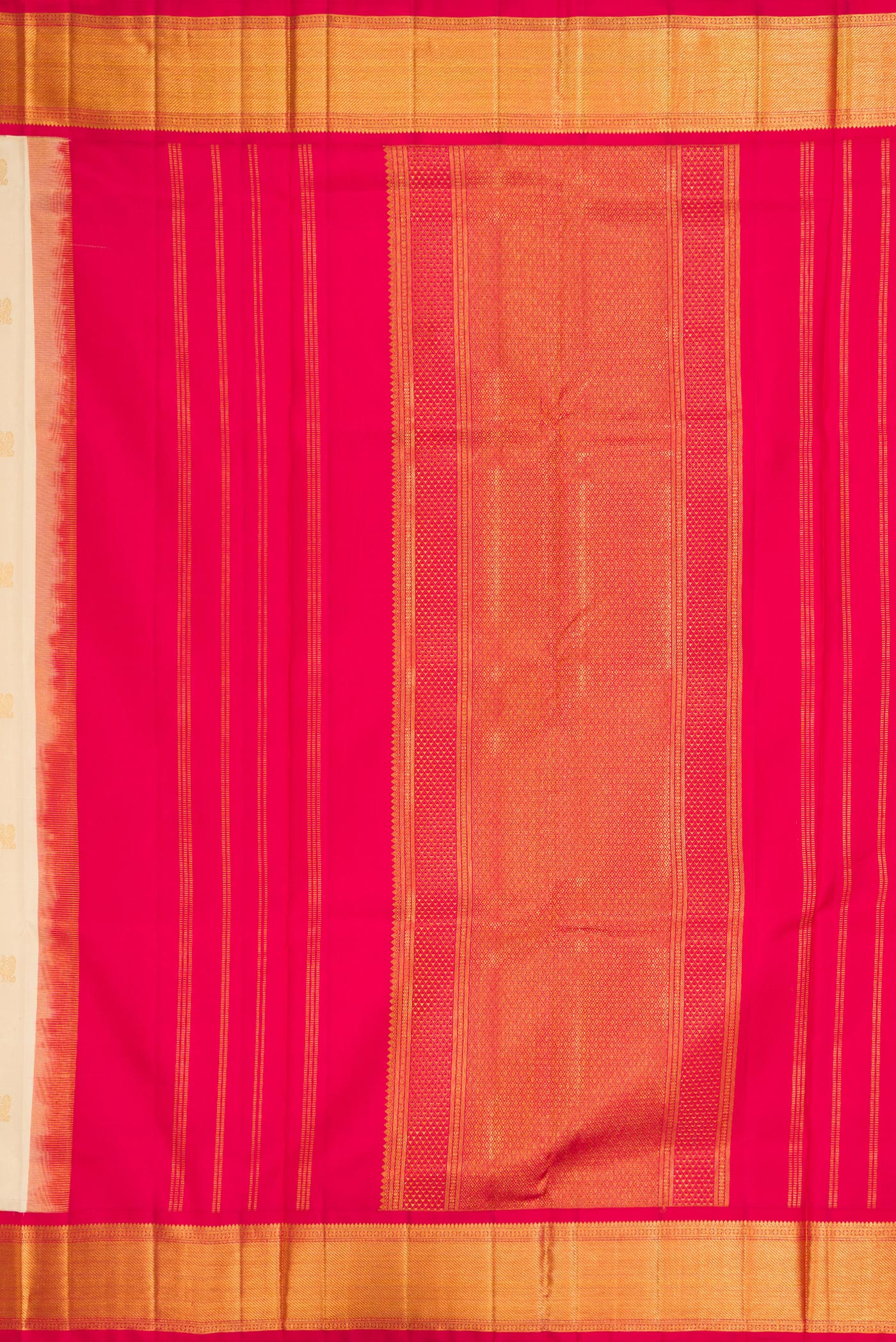 Close up image of the pallu of Sandal Kanjivaram Silk Nine Yards Saree with Zari Butta on the body and Zari Border. 