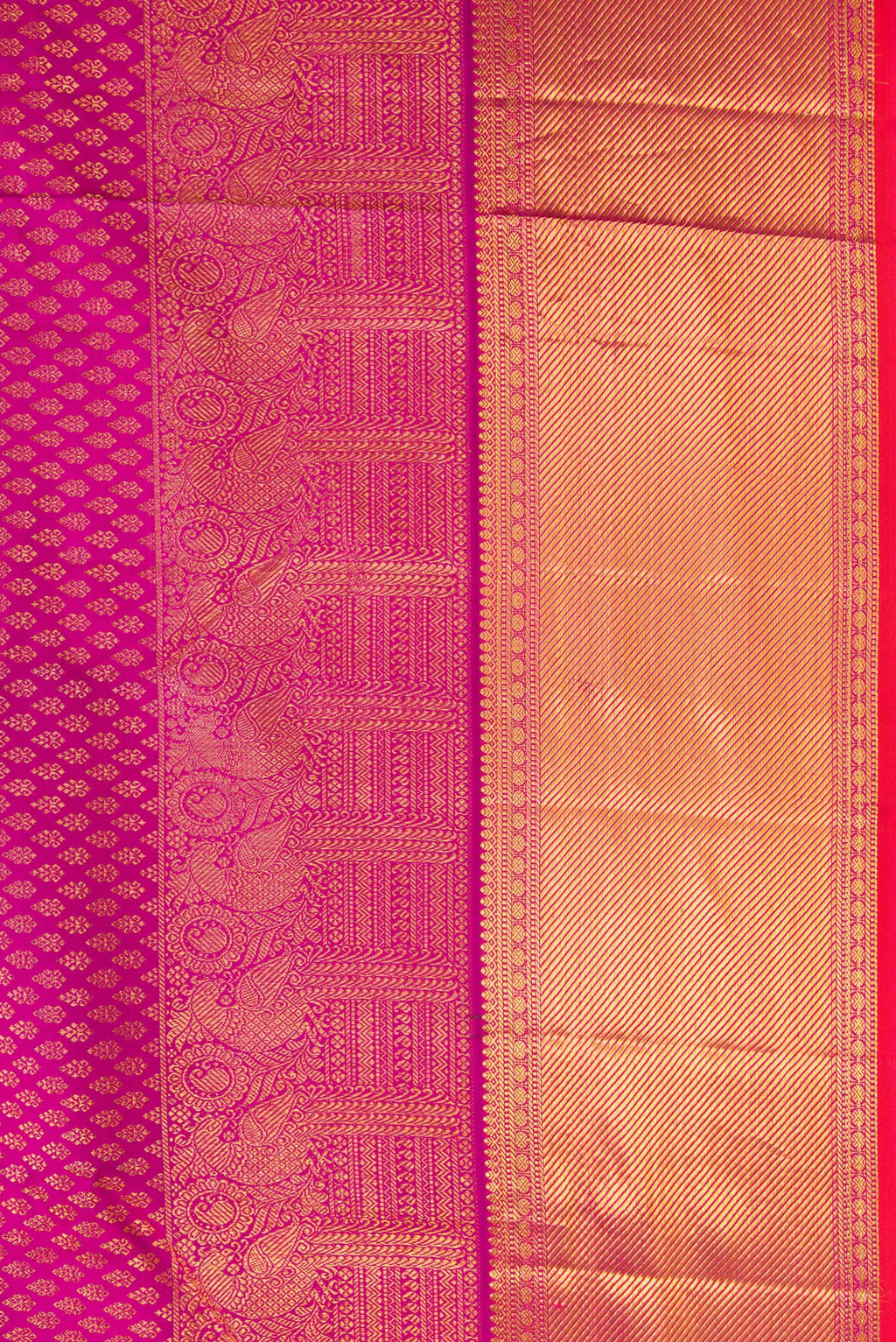 Border image of Magenta Dual Tone Kanjivaram Silk Saree with Zari Brocade on the body and Zari Border. 