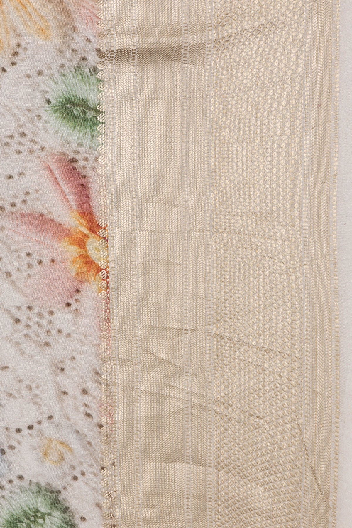 Border image of Beige Dual Tone Chanderi Silk Saree with Printed design on the body and Zari Border. 