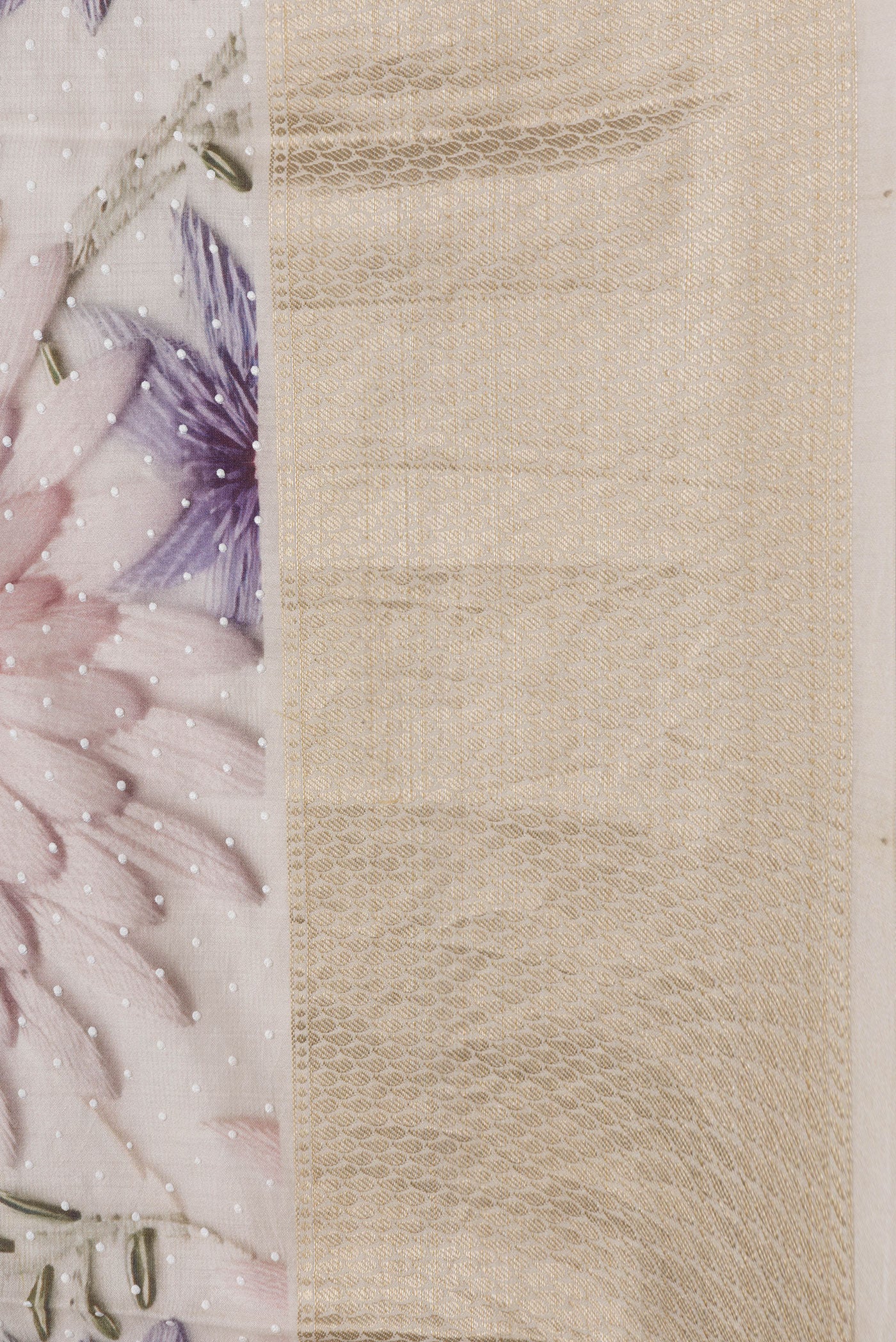 Border image of Beige Dual Tone Chanderi Silk Saree with Printed design on the body and Zari Border. 