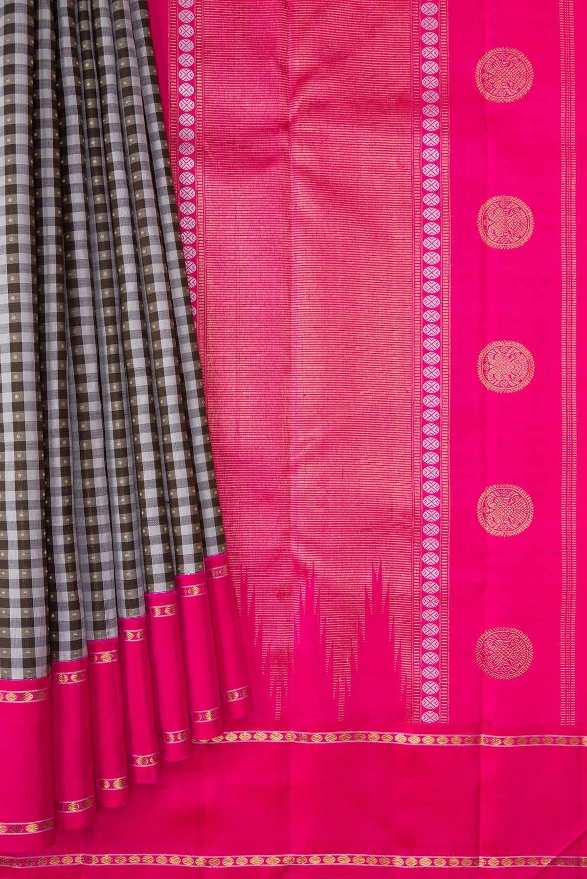 Pleats and pallu of Pure Silk Pure Zari Black and Grey Color Kanjivaram Saree with Checked design on the body and Zari Border. 