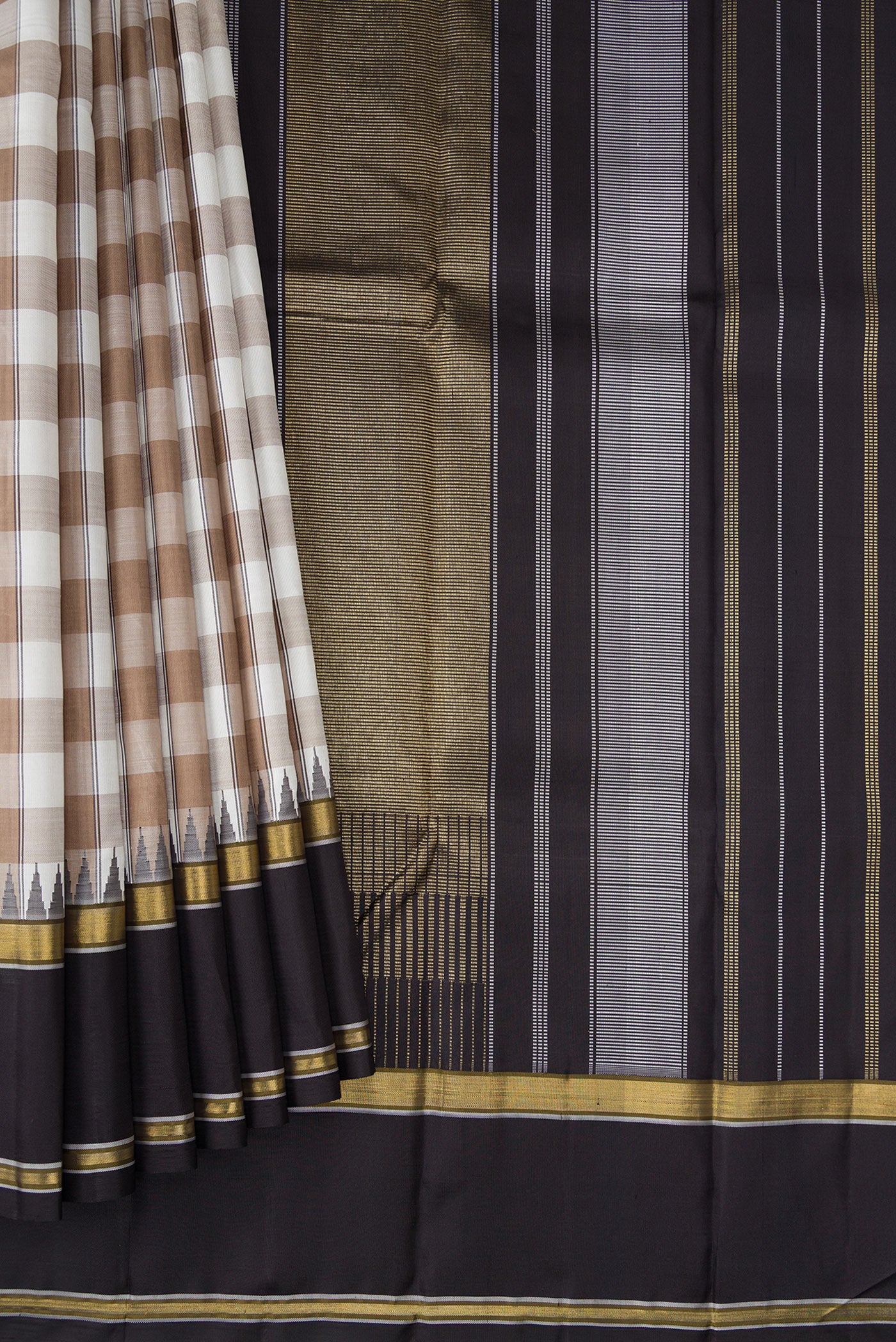 Pleats and pallu of Pure Silk Pure Zari Beige and Off White Color Kanchipuram Saree with Checked design on the body and Zari Border. 