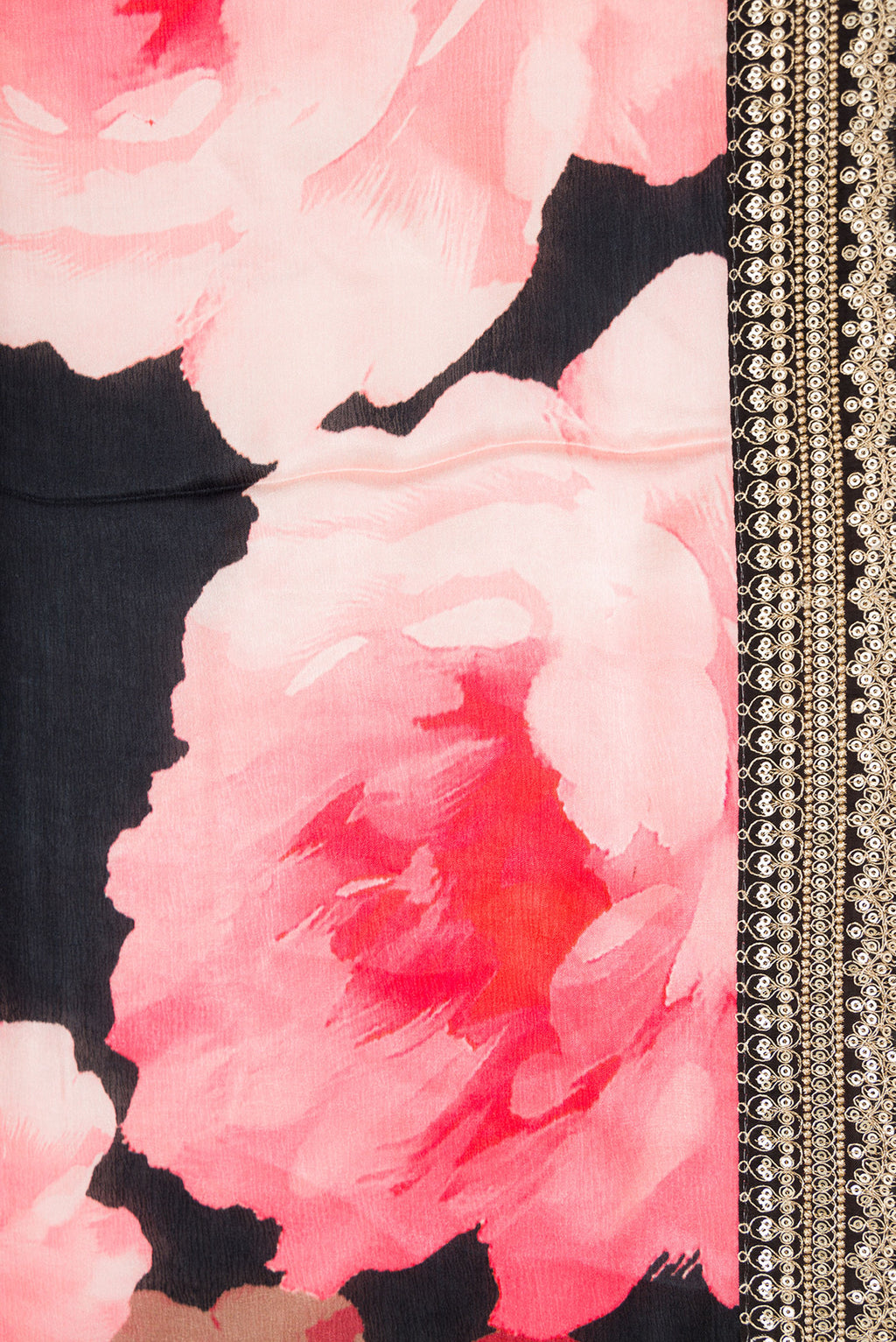 Border image of Black Dual Tone Organza Silk Saree with Printed design on the body and Embroidery Border. 