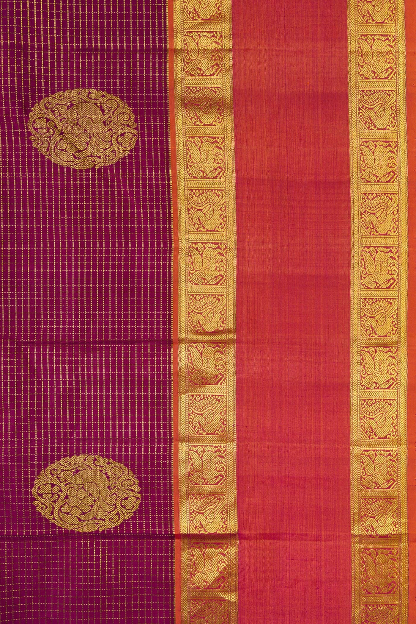 Border image of Purple Dual Tone Kanjivaram Silk Saree with Checked design on the body and Zari Border. 