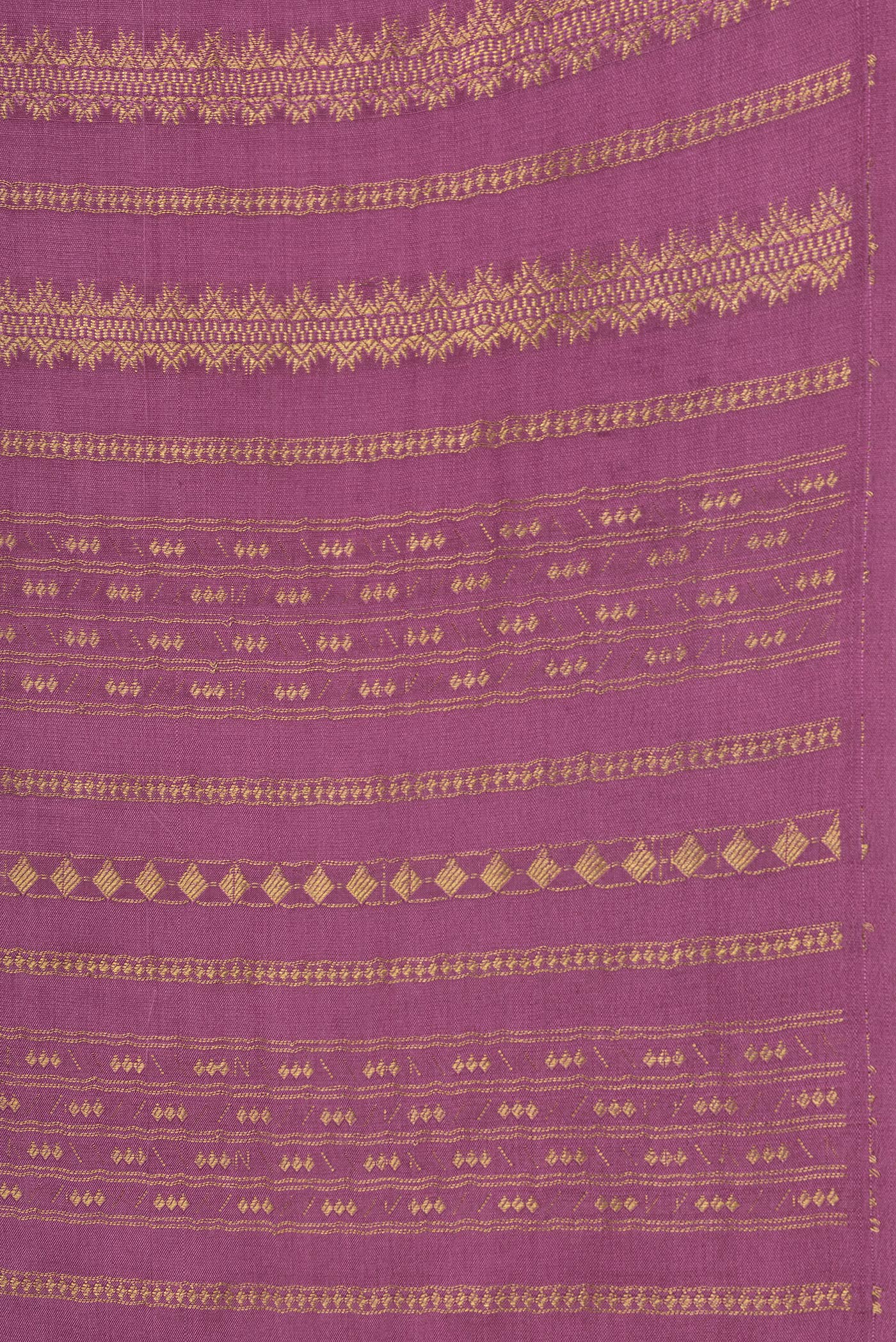 Border image of Pink Dual Tone Mysore Silk Saree with Stripes on the body and Without Border. 