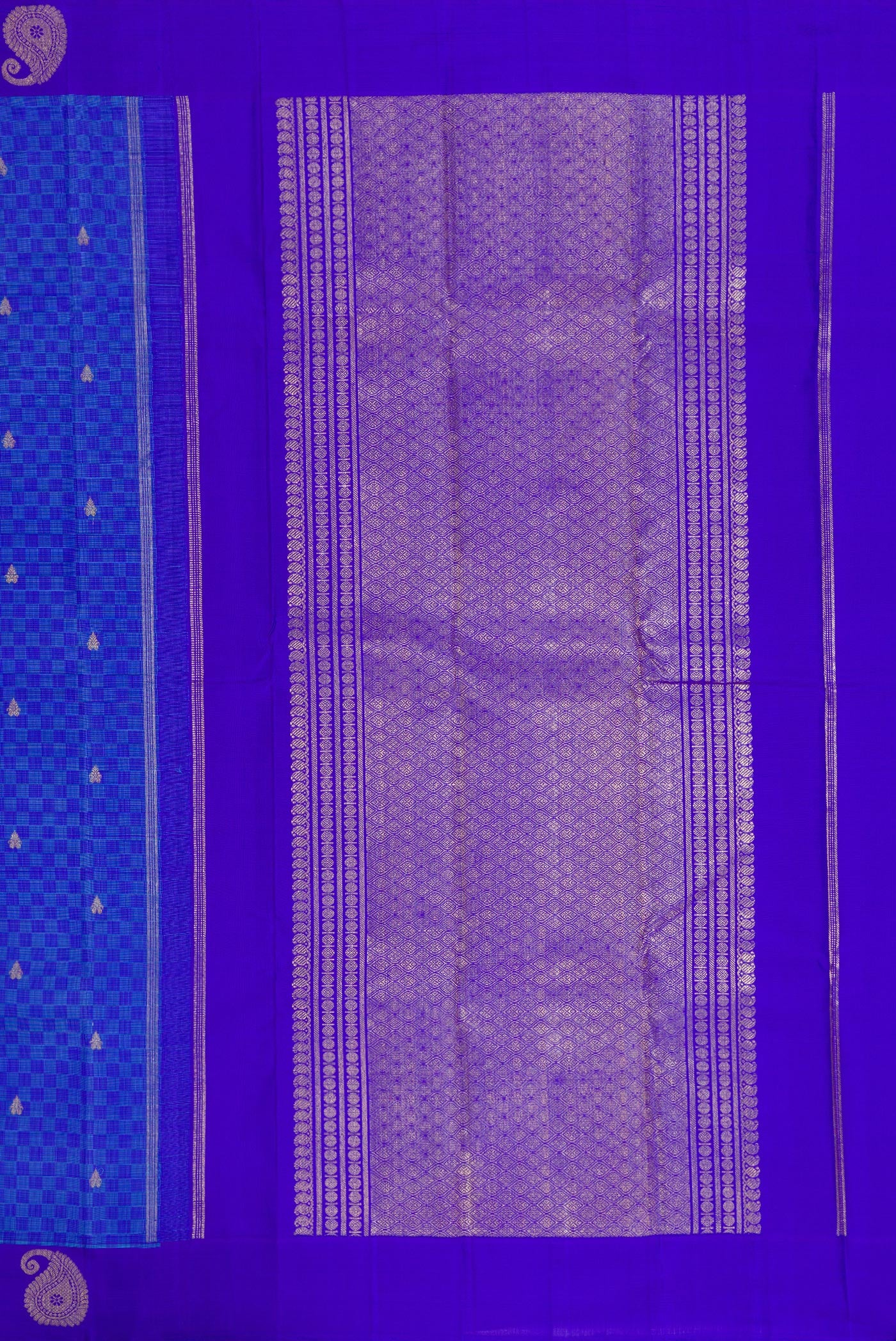 Close up image of the pallu of Pure Silk Pure Zari Light Blue Dual Tone Kanchipuram Saree with Zari Butta on the body and Fancy Border. 