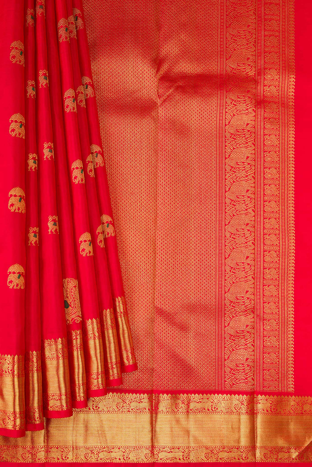 Pleats and pallu of Pure Silk Pure Zari Red Dual Tone Kanjivaram Saree with Zari And Thread Butta on the body and Zari Border. 