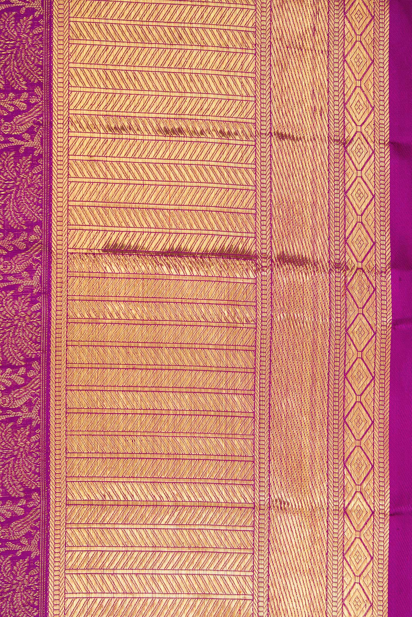 Border image of Purple Dual Tone Kanjivaram Silk Saree with Zari Brocade on the body and Zari Border. 