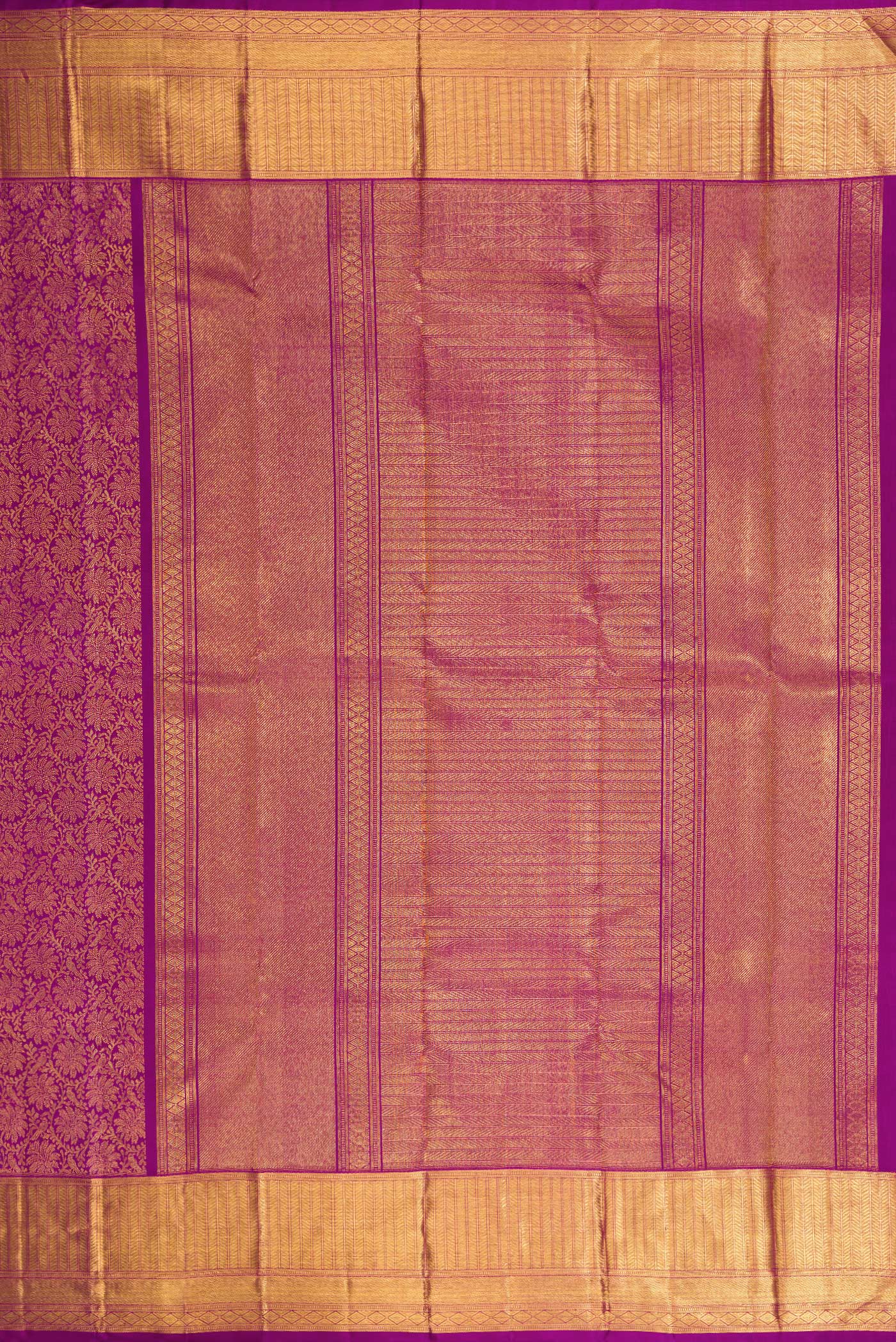 Close up image of the pallu of Purple Dual Tone Kanjivaram Silk Saree with Zari Brocade on the body and Zari Border. 