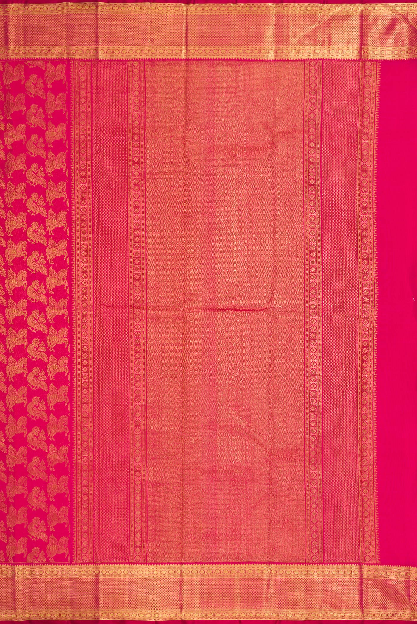 Close up image of the pallu of Pink Dual Tone Kanchipuram Silk Saree with Zari Brocade on the body and Zari Border. 