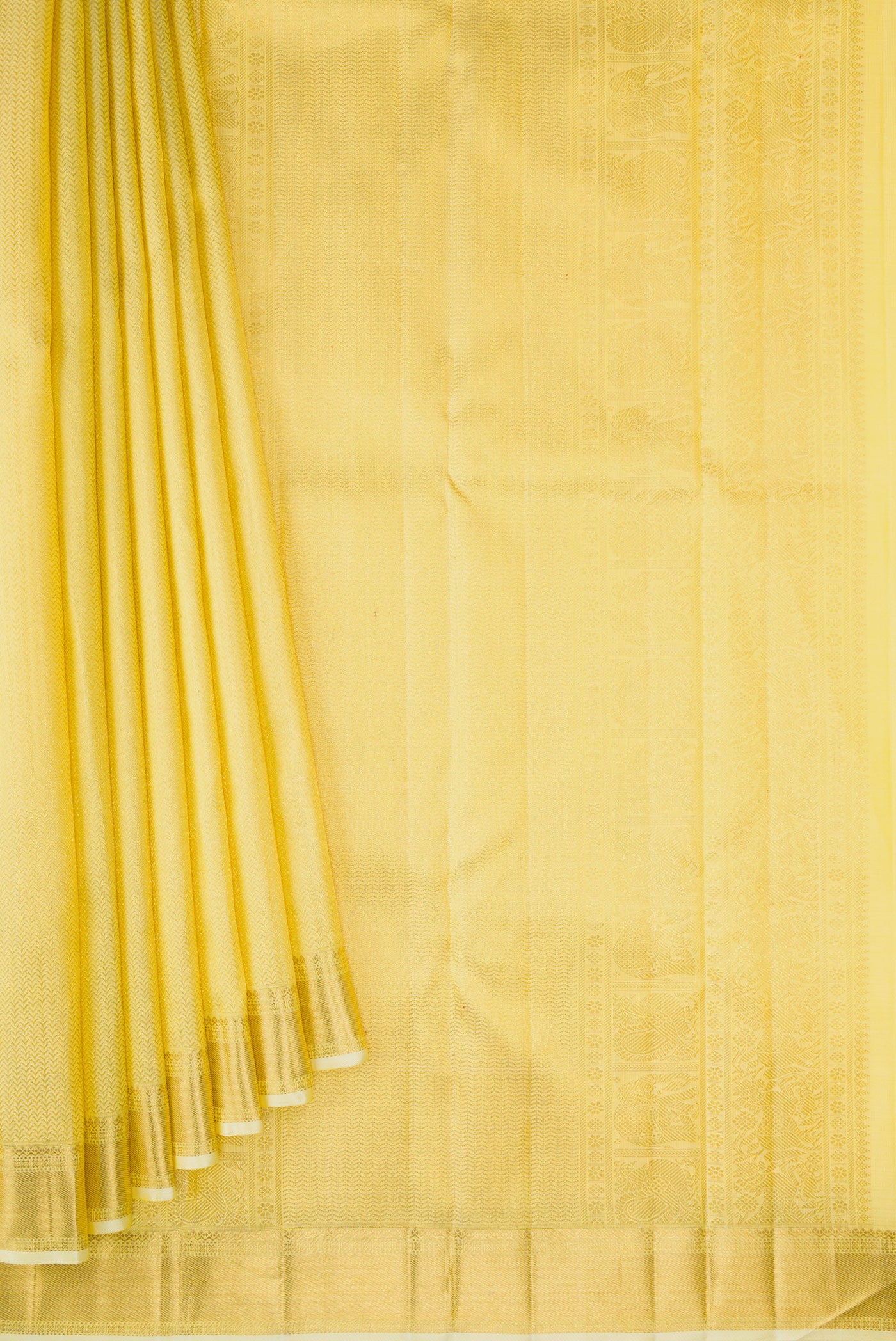 Pleats and pallu of Lemon Yellow Dual Tone Kanjivaram Silk Saree with Zari Brocade on the body and Zari Border. 