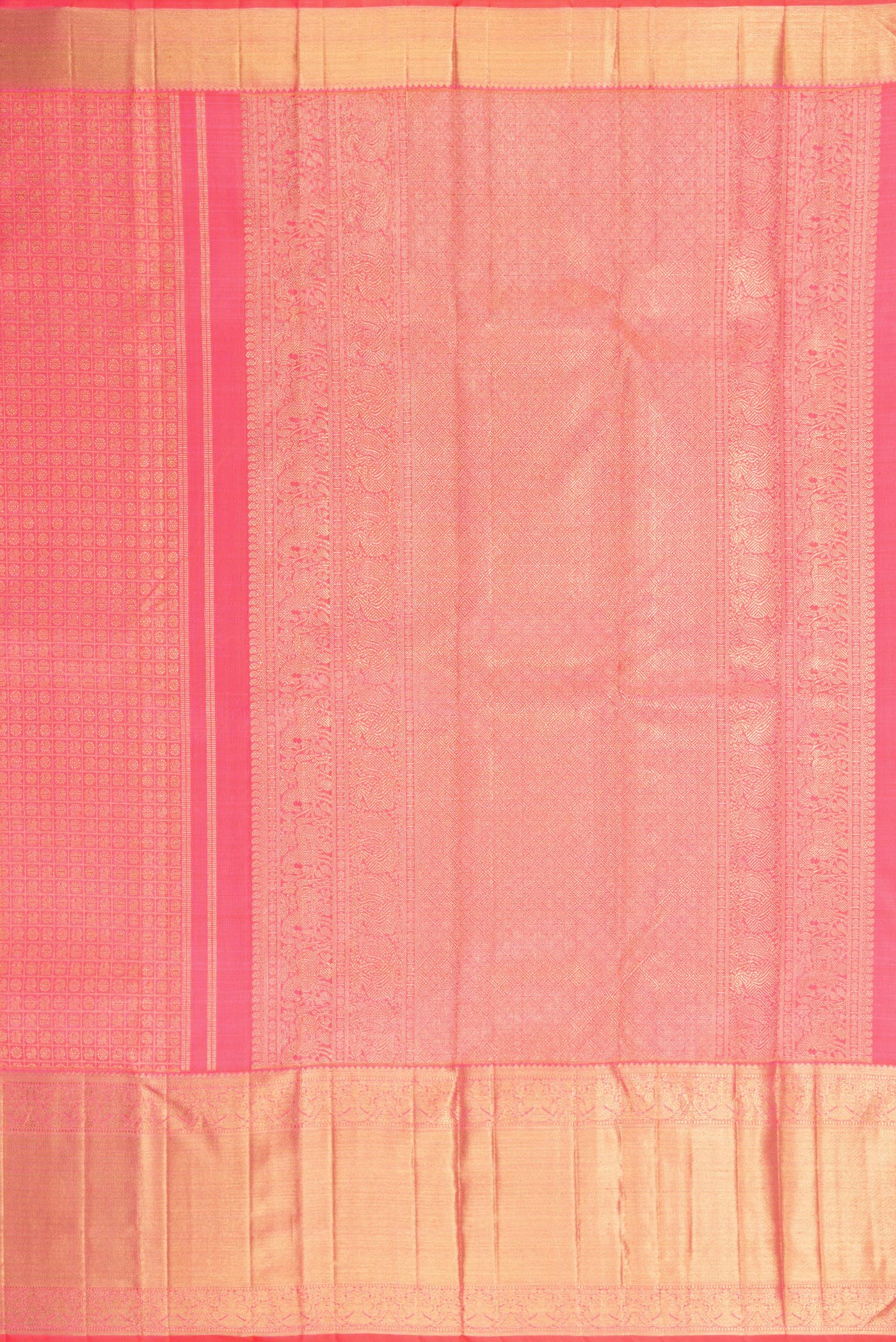 Close up image of the pallu of Pure Silk Pure Zari Pink Dual Tone Kanjivaram Saree with Zari Brocade on the body and Zari Border. 