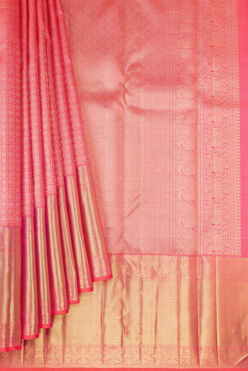 Pleats and pallu of Pure Silk Pure Zari Pink Dual Tone Kanjivaram Saree with Zari Brocade on the body and Zari Border. 