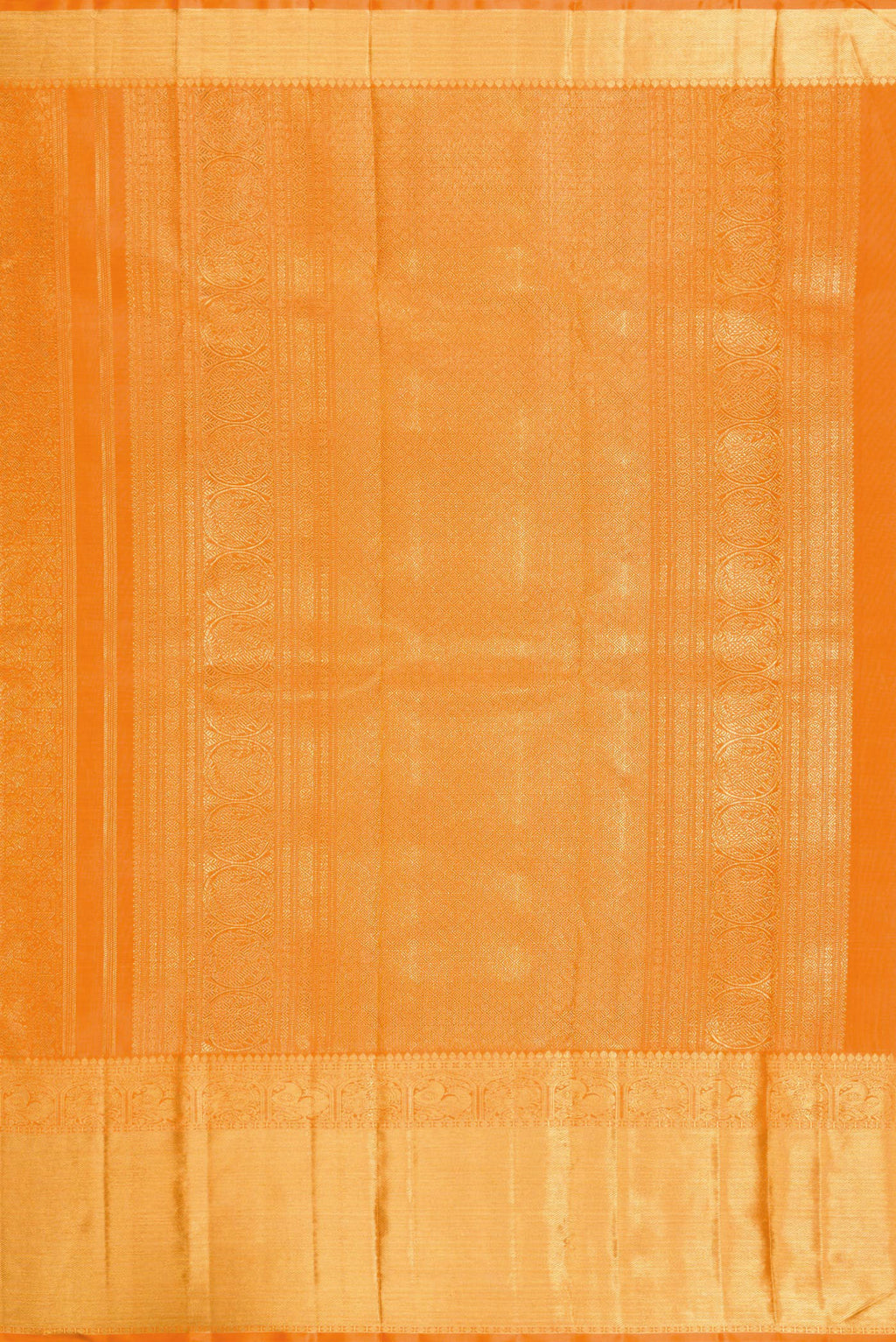 Close up image of the pallu of Orange Dual Tone Kanjivaram Silk Saree with Zari Brocade on the body and Zari Border. 